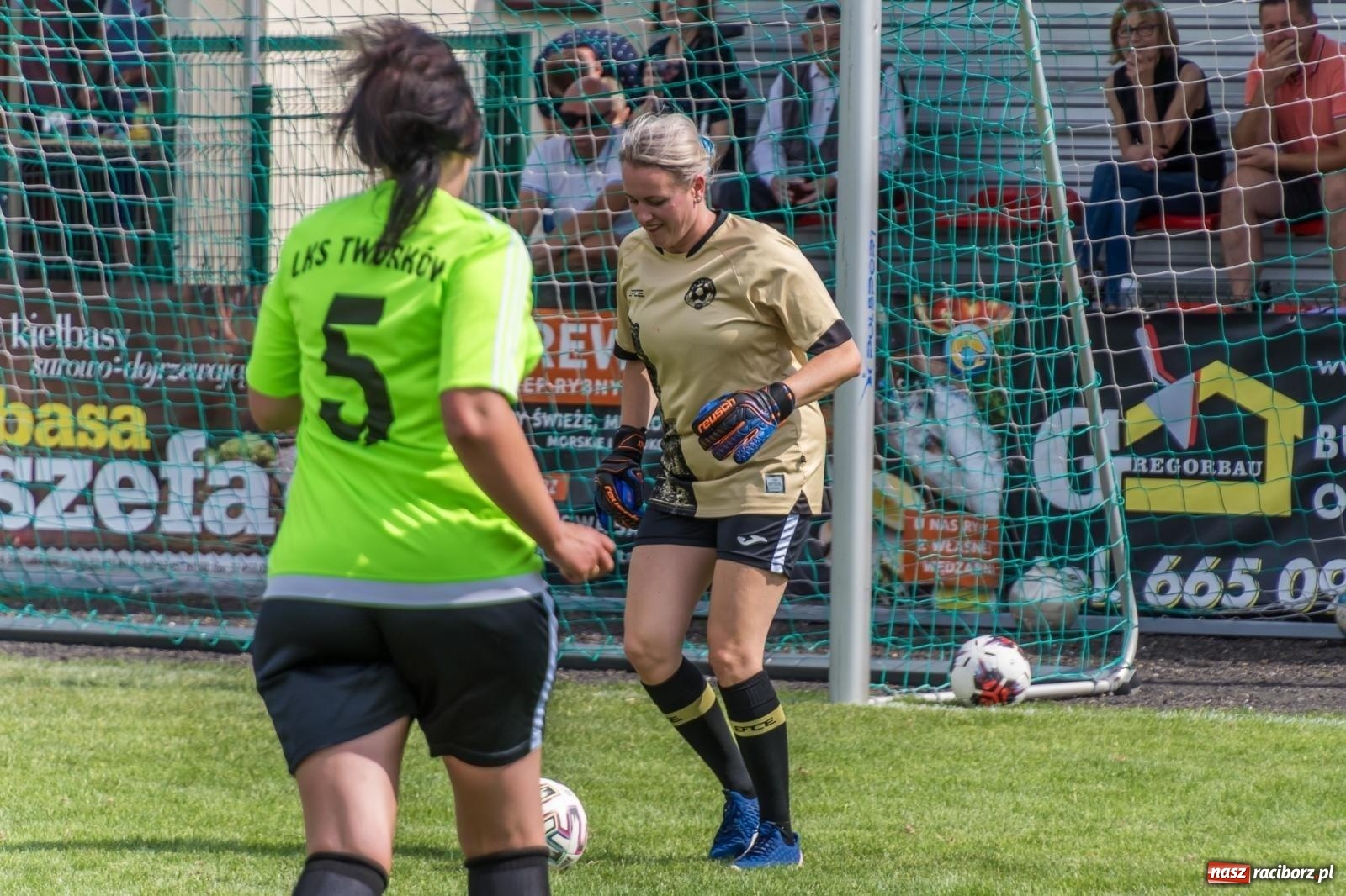 Zdjęcie w galerii na portalu naszraciborz.pl: Złote i limonki rywalizowały w Tworkowie [FOTO i WIDEO] wiadomości z regionu