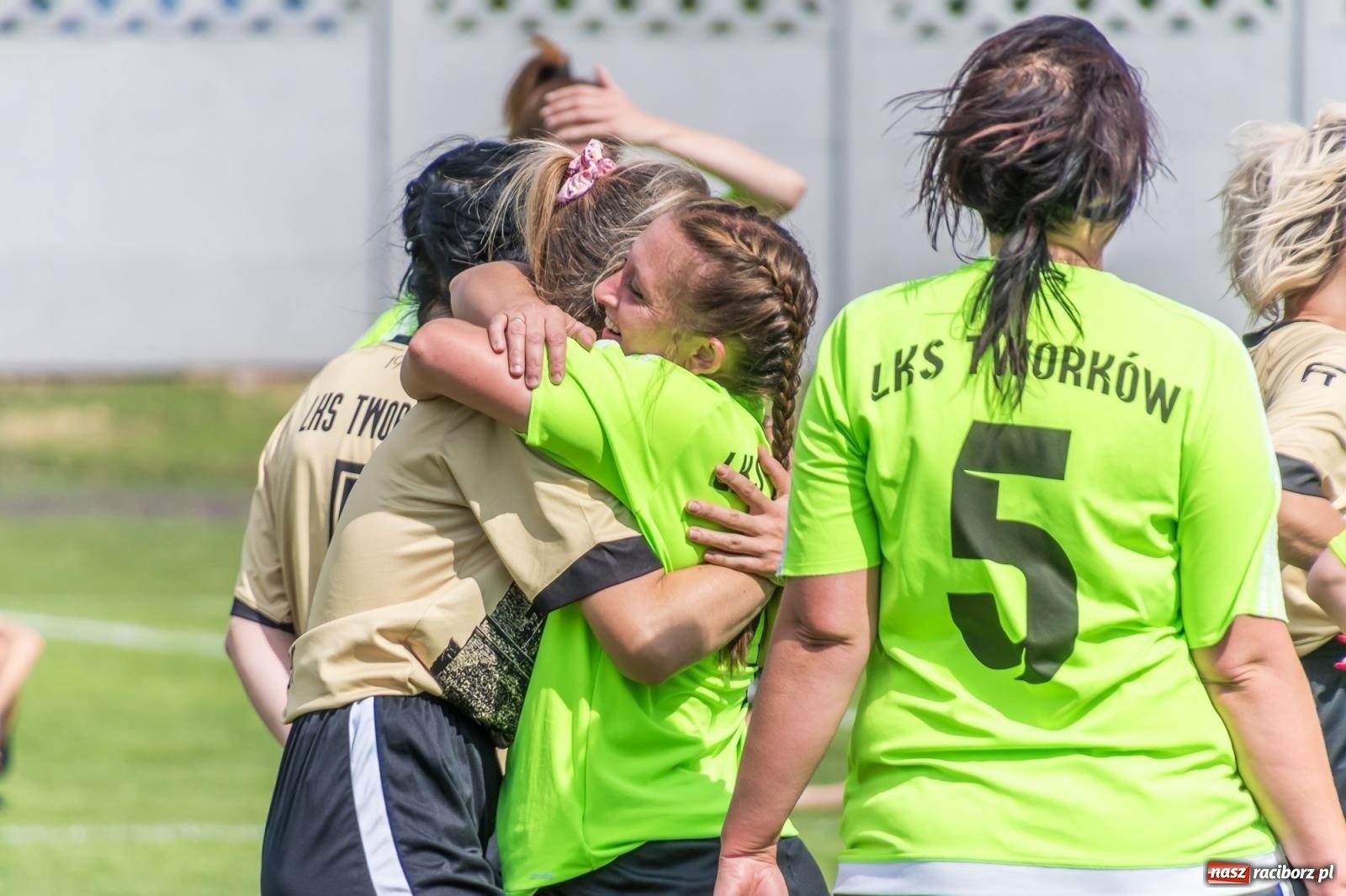 Zdjęcie w galerii na portalu naszraciborz.pl: Złote i limonki rywalizowały w Tworkowie [FOTO i WIDEO] wiadomości z regionu