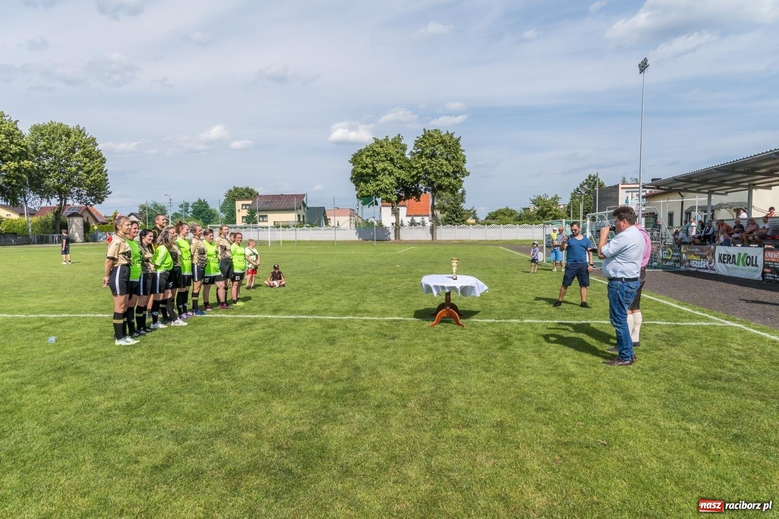 Zdjęcie w galerii na portalu naszraciborz.pl: Złote i limonki rywalizowały w Tworkowie [FOTO i WIDEO] wiadomości z regionu