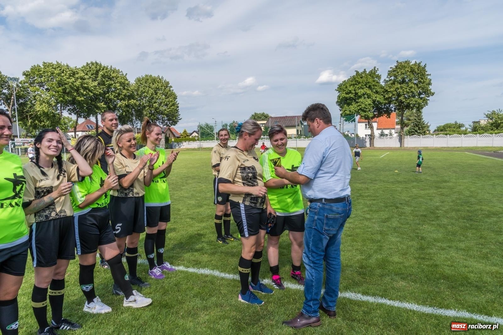 Zdjęcie w galerii na portalu naszraciborz.pl: Złote i limonki rywalizowały w Tworkowie [FOTO i WIDEO] wiadomości z regionu