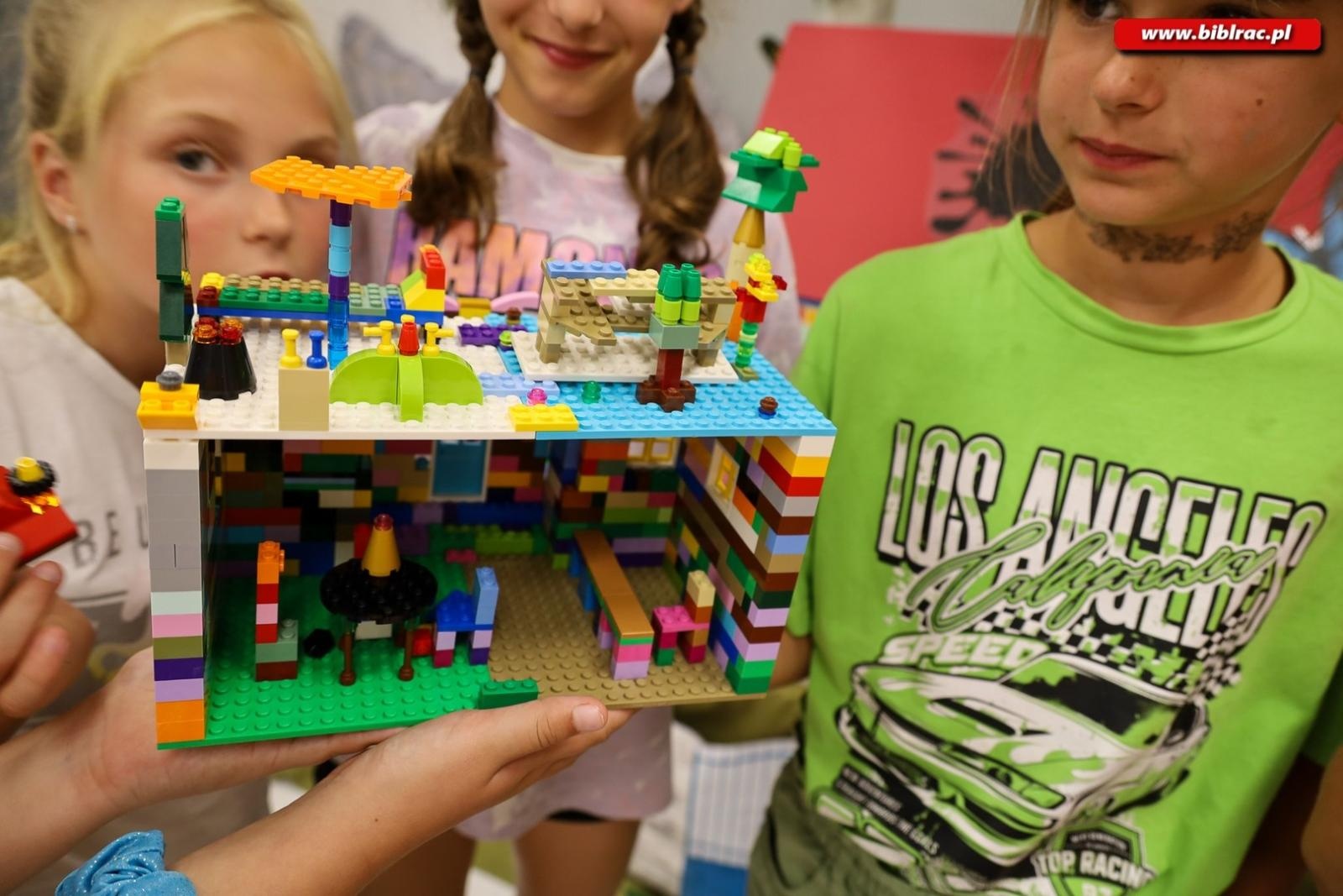 Zdjęcie w galerii na portalu naszraciborz.pl: Wakacje z Powiatem w Bibliotece – Noc w Akademii Pana Kleksa wiadomości z regionu