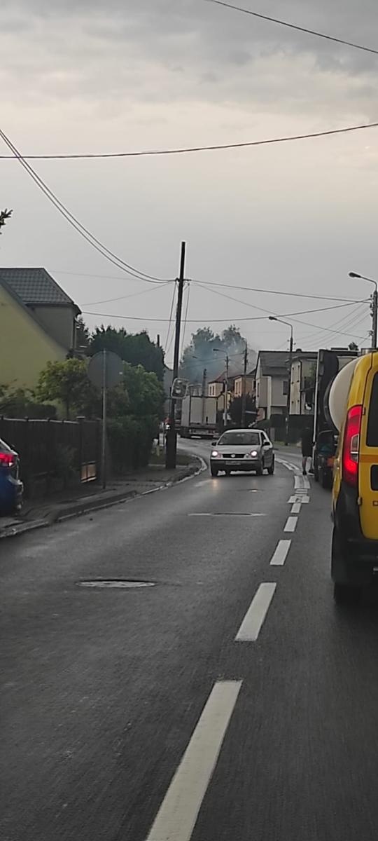 Zdjęcie w galerii na portalu naszraciborz.pl: Piorun uderzył w dom na Starowiejskiej [FOTO] wiadomości z regionu