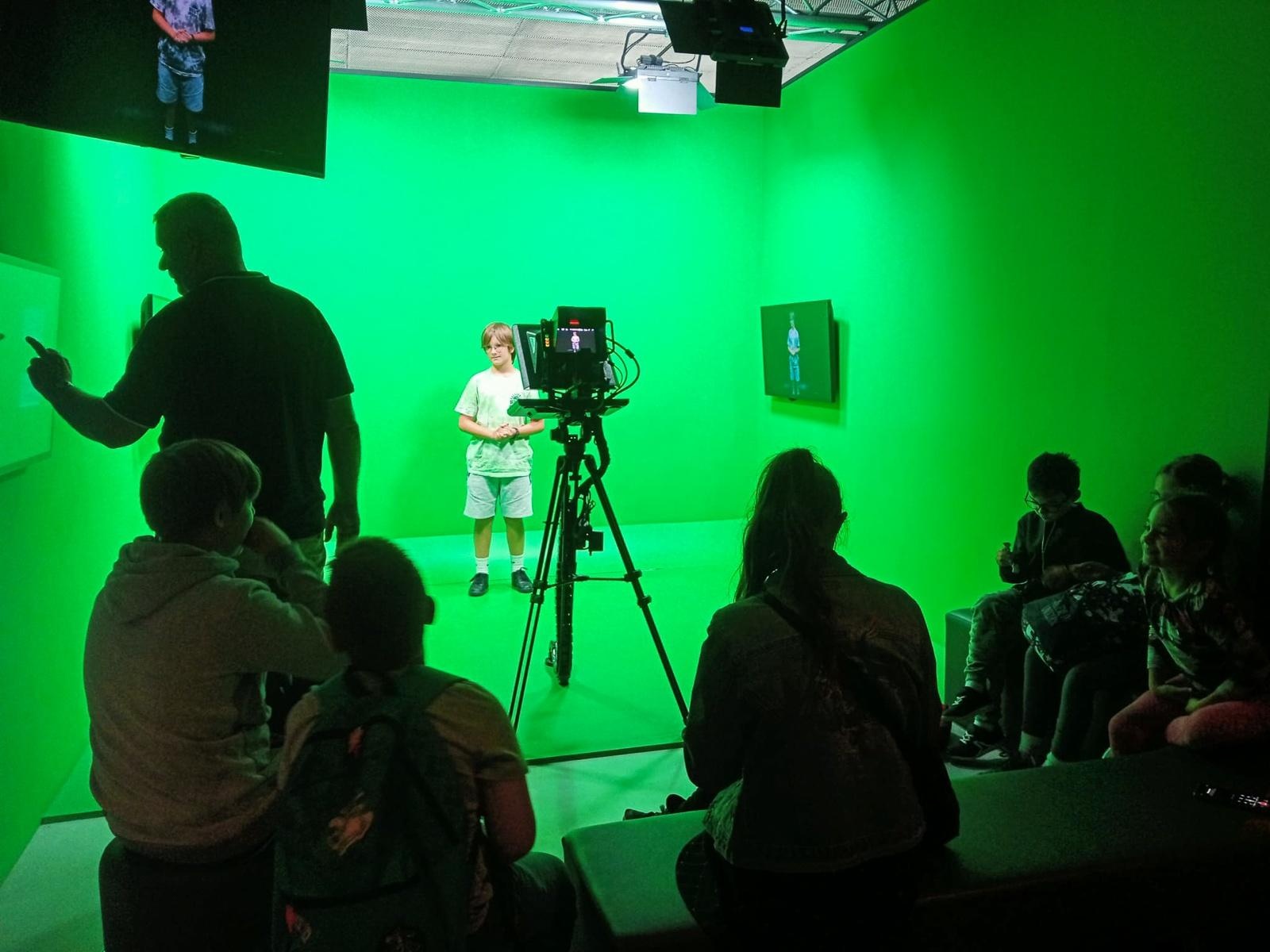 Zdjęcie w galerii na portalu naszraciborz.pl: Dlaczego wszyscy jesteśmy gwiazdami. Lato z RCK z wycieczką w Śląskim Planetarium wiadomości z regionu