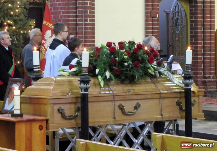 Zdjęcie w galerii na portalu naszraciborz.pl: Racibórz pożegnał śp. A. Malcharczyka wiadomości z regionu