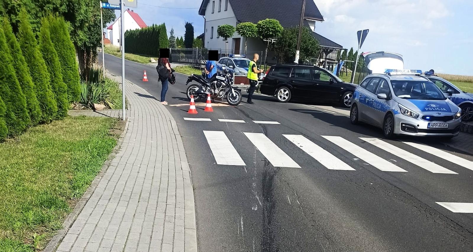 Zdjęcie w galerii na portalu naszraciborz.pl: Toyota i yamaha zderzyły się w Lekartowie [FOTO] wiadomości z regionu