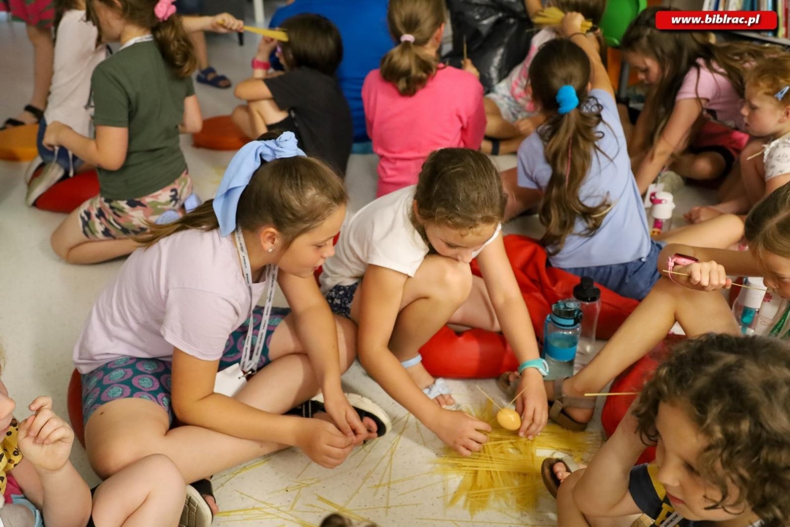 Zdjęcie w galerii na portalu naszraciborz.pl: Tego lata raciborska Biblioteka po raz kolejny zapewnia moc atrakcji dla dzieci i młodzieży! wiadomości z regionu