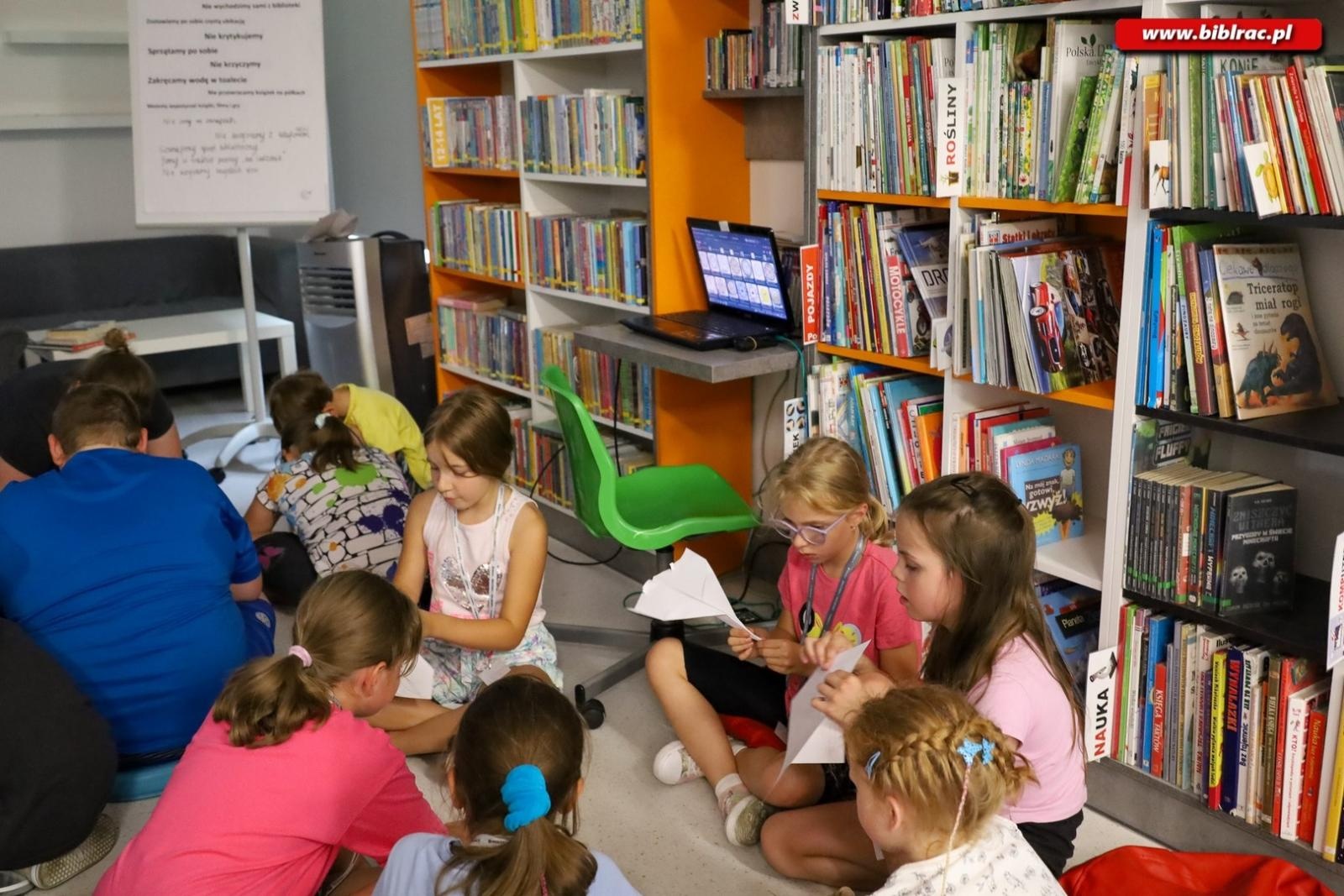 Zdjęcie w galerii na portalu naszraciborz.pl: Tego lata raciborska Biblioteka po raz kolejny zapewnia moc atrakcji dla dzieci i młodzieży! wiadomości z regionu