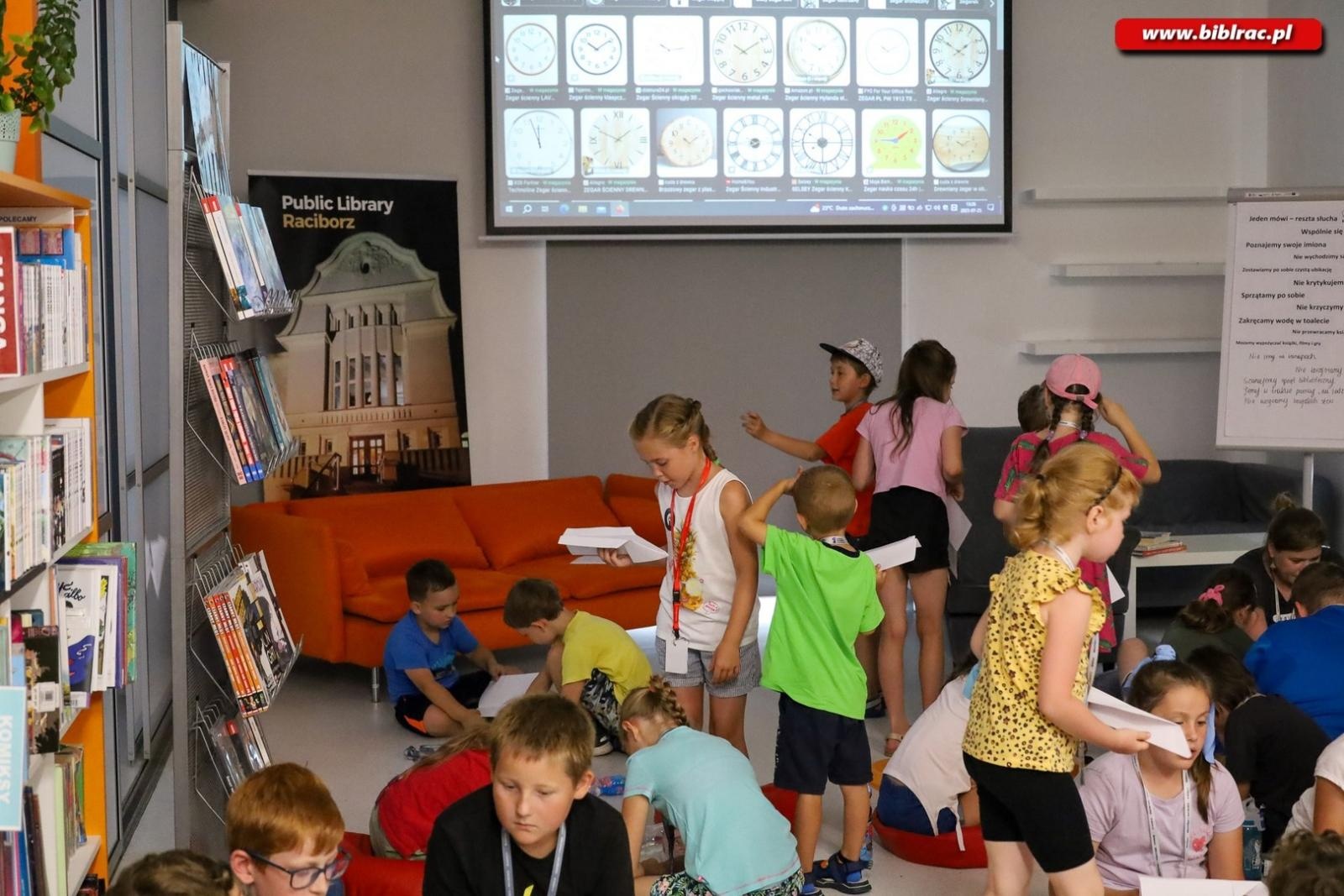Zdjęcie w galerii na portalu naszraciborz.pl: Tego lata raciborska Biblioteka po raz kolejny zapewnia moc atrakcji dla dzieci i młodzieży! wiadomości z regionu