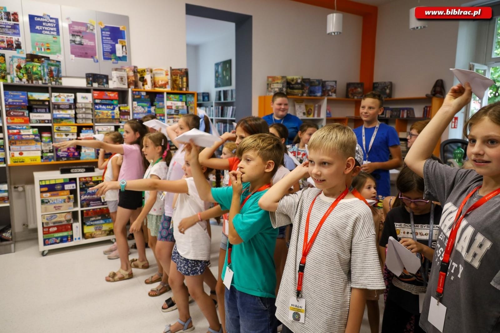 Zdjęcie w galerii na portalu naszraciborz.pl: Tego lata raciborska Biblioteka po raz kolejny zapewnia moc atrakcji dla dzieci i młodzieży! wiadomości z regionu