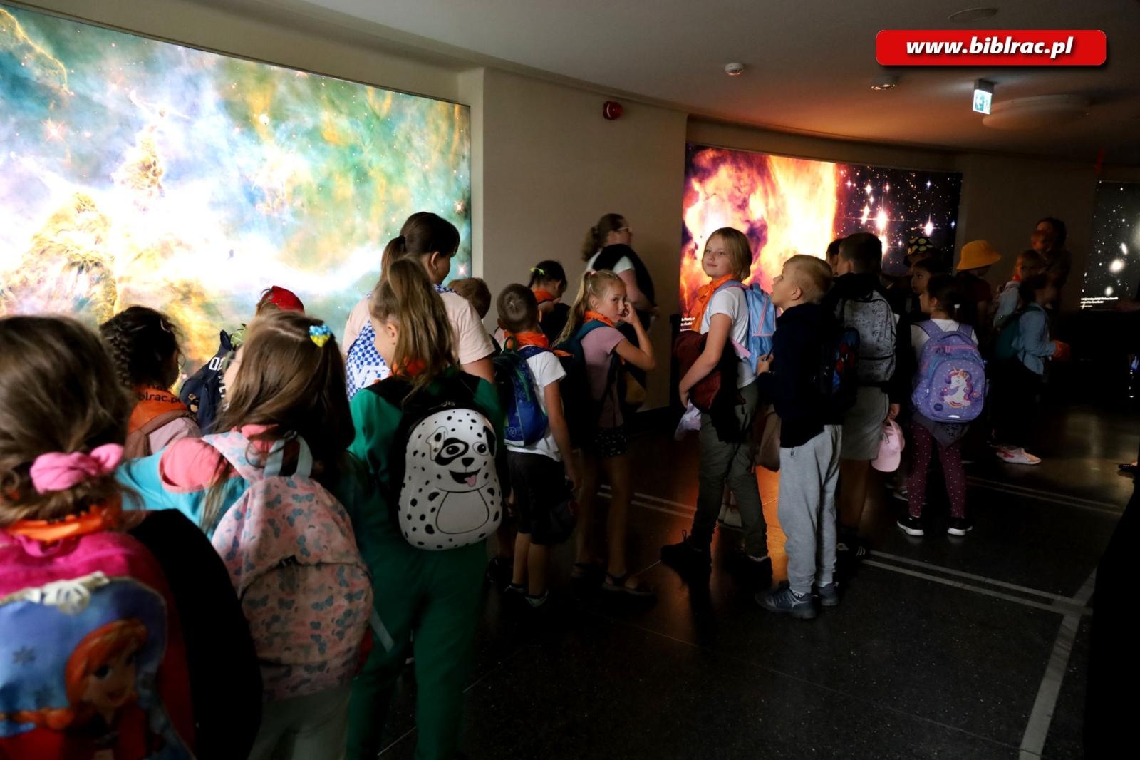 Zdjęcie w galerii na portalu naszraciborz.pl: Tego lata raciborska Biblioteka po raz kolejny zapewnia moc atrakcji dla dzieci i młodzieży! wiadomości z regionu