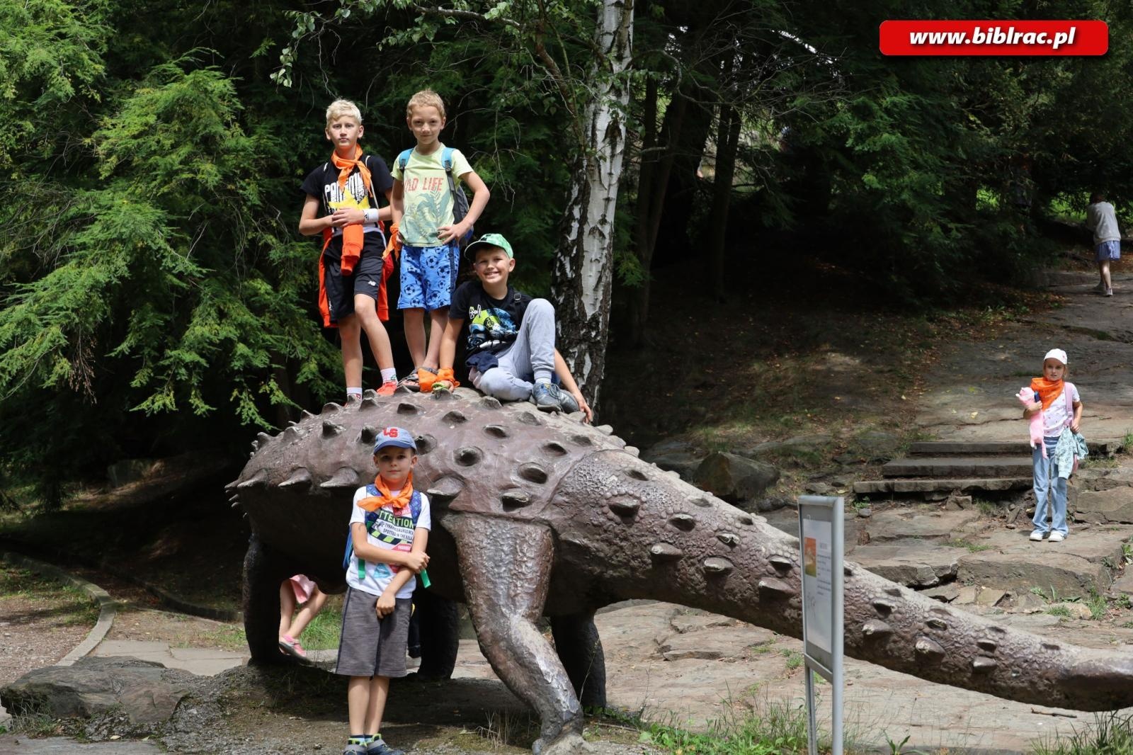 Zdjęcie w galerii na portalu naszraciborz.pl: Tego lata raciborska Biblioteka po raz kolejny zapewnia moc atrakcji dla dzieci i młodzieży! wiadomości z regionu