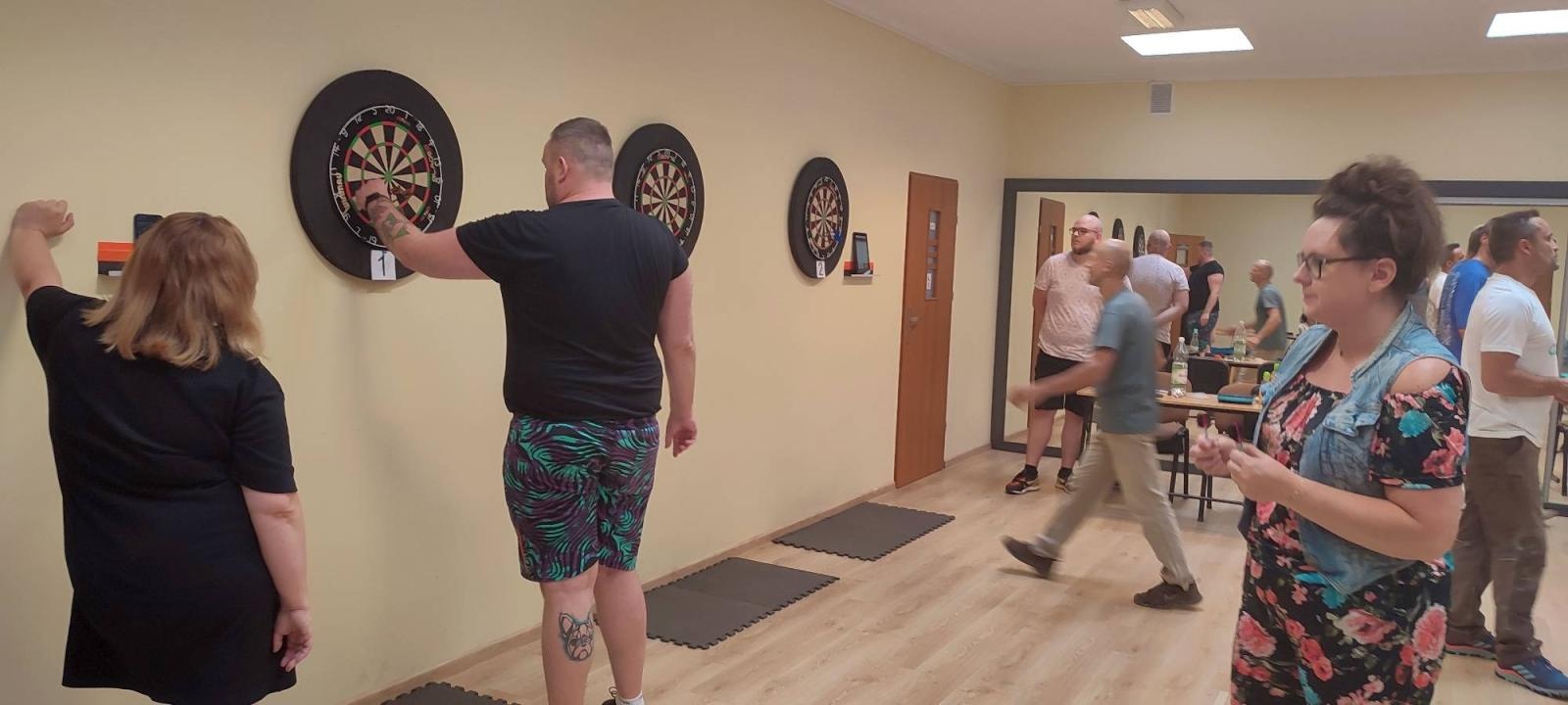 Zdjęcie w galerii na portalu naszraciborz.pl: Wakacyjna rywalizacja w darta w PCS [FOTO] wiadomości z regionu