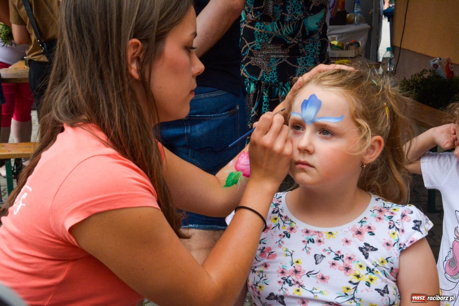 Zdjęcie w galerii na portalu naszraciborz.pl: Pietrowice Wielkie w strugach deszczu i kolorów [FOTO i WIDEO] wiadomości z regionu