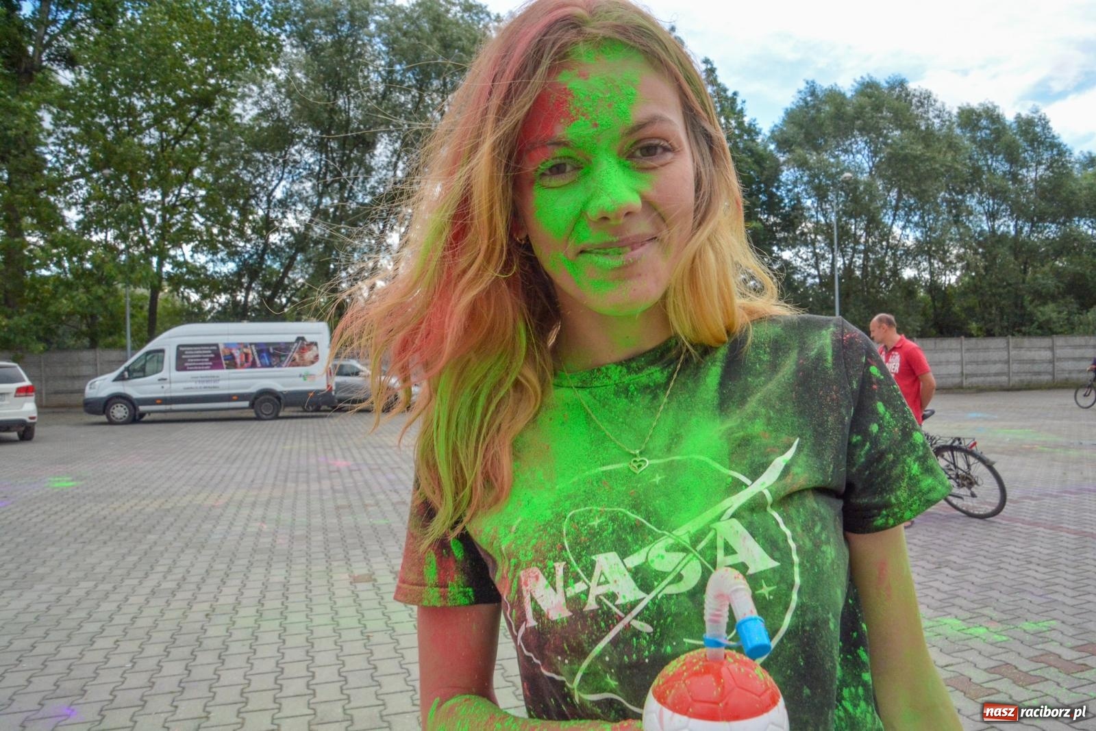 Zdjęcie w galerii na portalu naszraciborz.pl: Pietrowice Wielkie w strugach deszczu i kolorów [FOTO i WIDEO] wiadomości z regionu