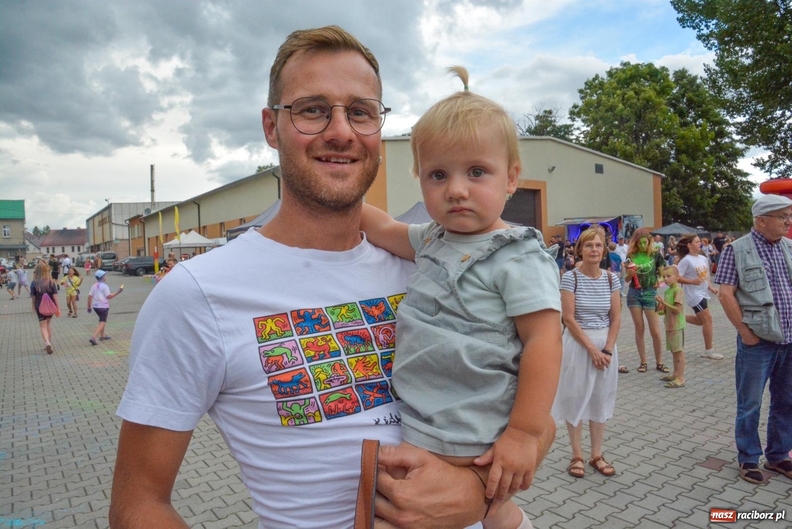 Zdjęcie w galerii na portalu naszraciborz.pl: Pietrowice Wielkie w strugach deszczu i kolorów [FOTO i WIDEO] wiadomości z regionu