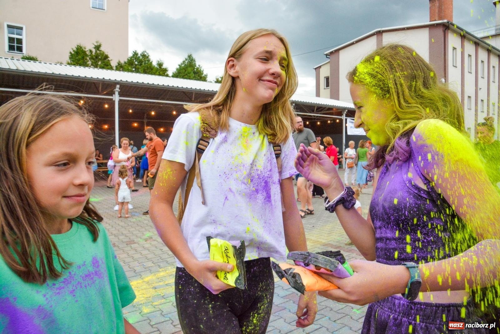 Zdjęcie w galerii na portalu naszraciborz.pl: Pietrowice Wielkie w strugach deszczu i kolorów [FOTO i WIDEO] wiadomości z regionu