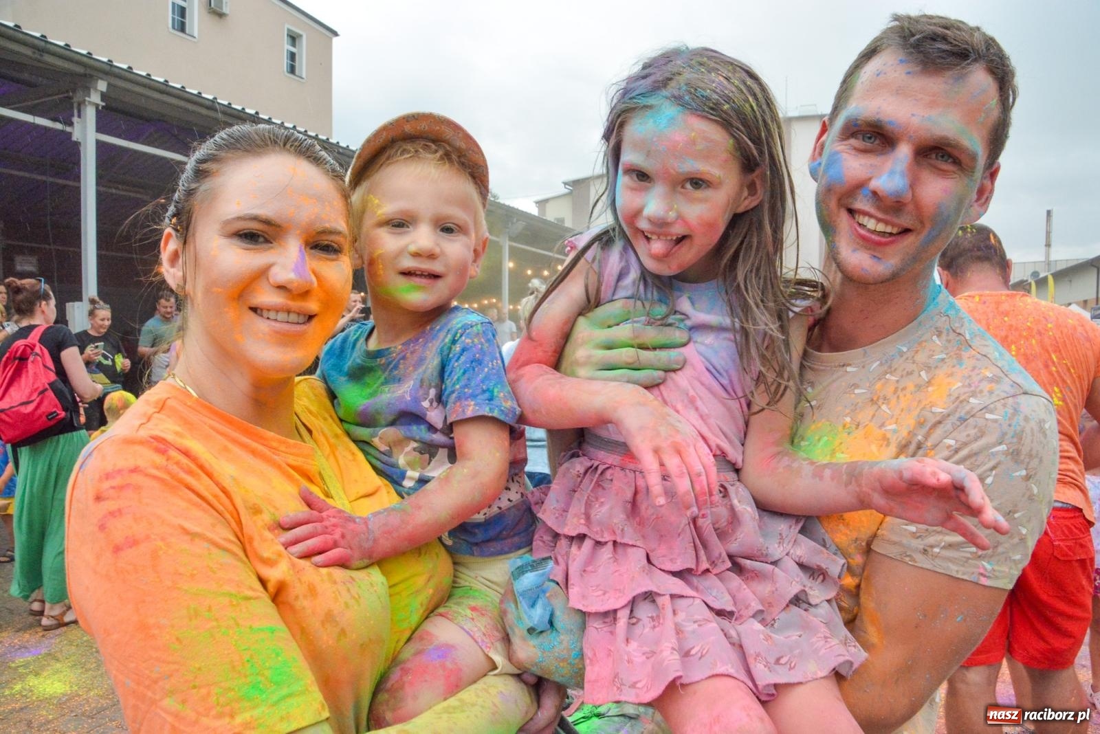 Zdjęcie w galerii na portalu naszraciborz.pl: Pietrowice Wielkie w strugach deszczu i kolorów [FOTO i WIDEO] wiadomości z regionu