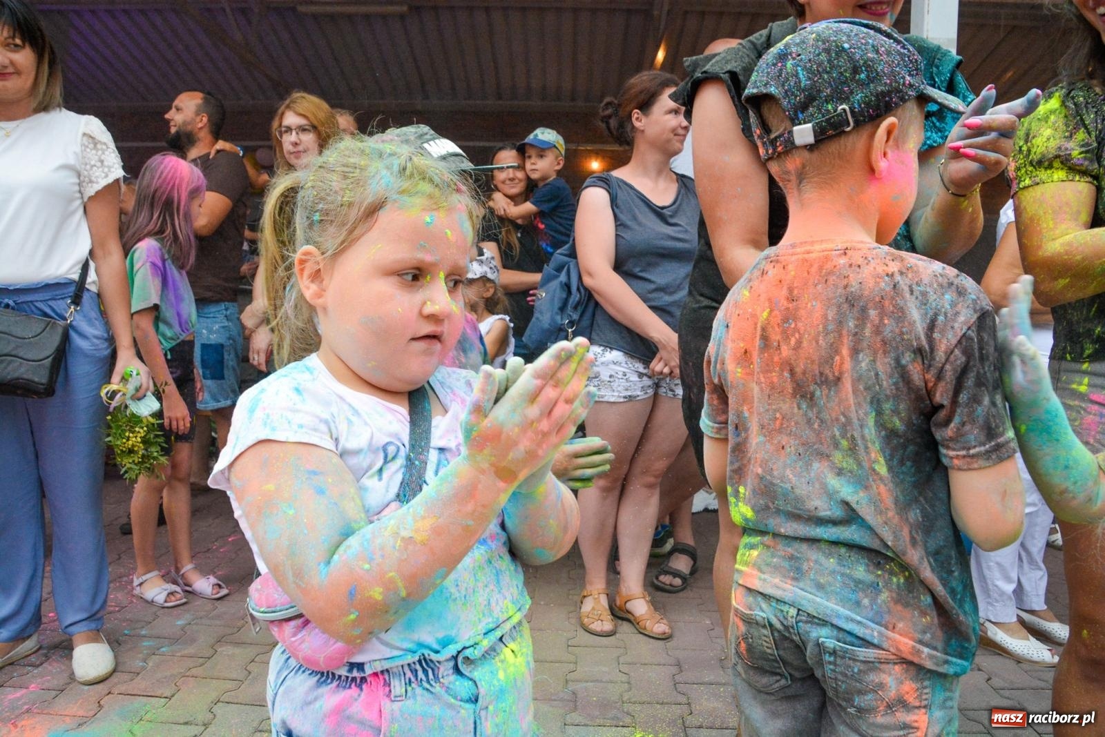 Zdjęcie w galerii na portalu naszraciborz.pl: Pietrowice Wielkie w strugach deszczu i kolorów [FOTO i WIDEO] wiadomości z regionu