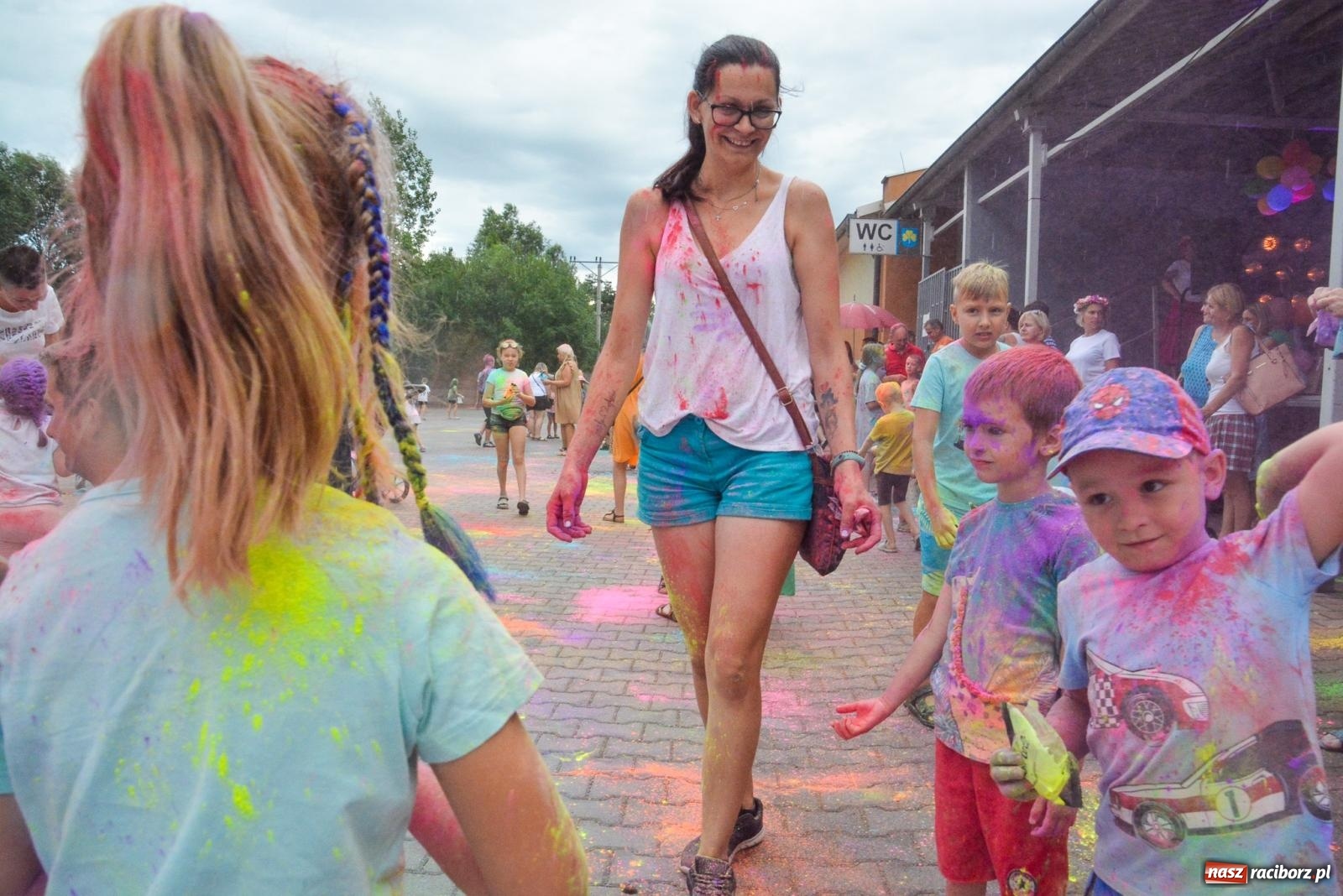 Zdjęcie w galerii na portalu naszraciborz.pl: Pietrowice Wielkie w strugach deszczu i kolorów [FOTO i WIDEO] wiadomości z regionu