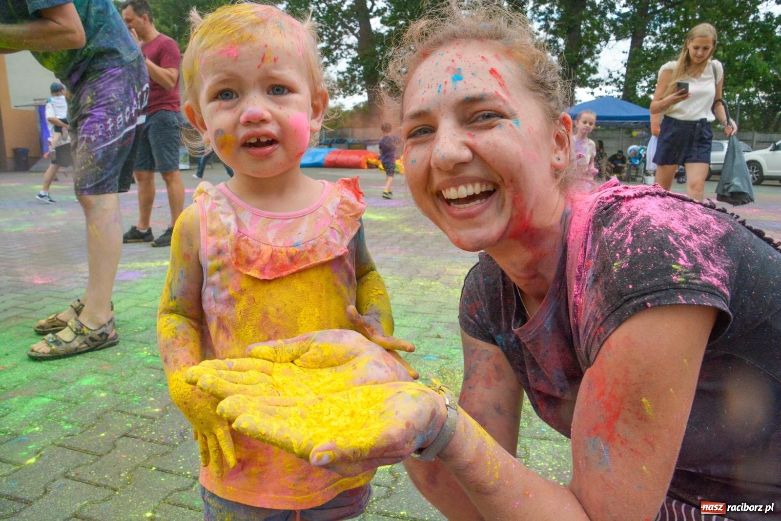 Zdjęcie w galerii na portalu naszraciborz.pl: Pietrowice Wielkie w strugach deszczu i kolorów [FOTO i WIDEO] wiadomości z regionu