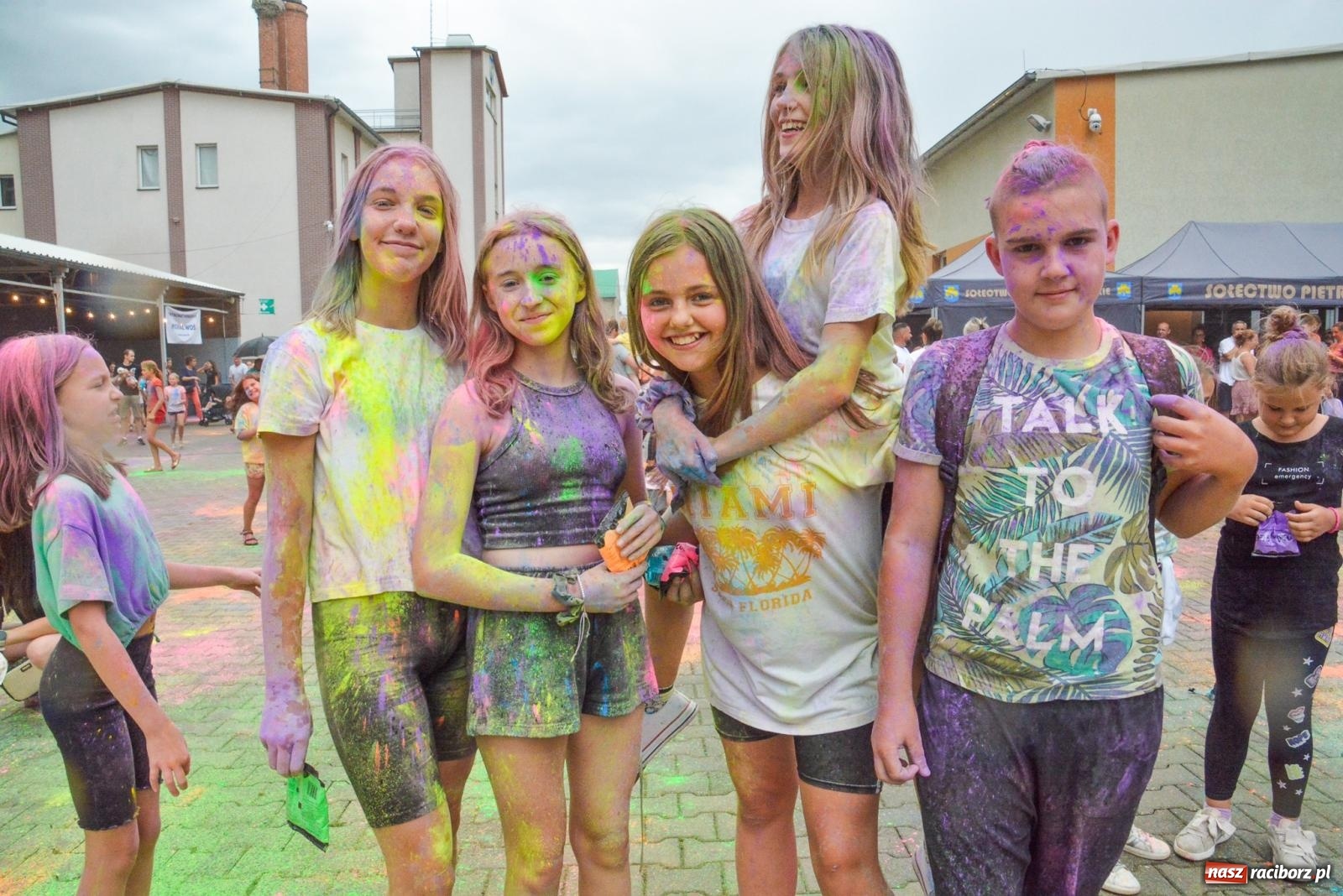 Zdjęcie w galerii na portalu naszraciborz.pl: Pietrowice Wielkie w strugach deszczu i kolorów [FOTO i WIDEO] wiadomości z regionu