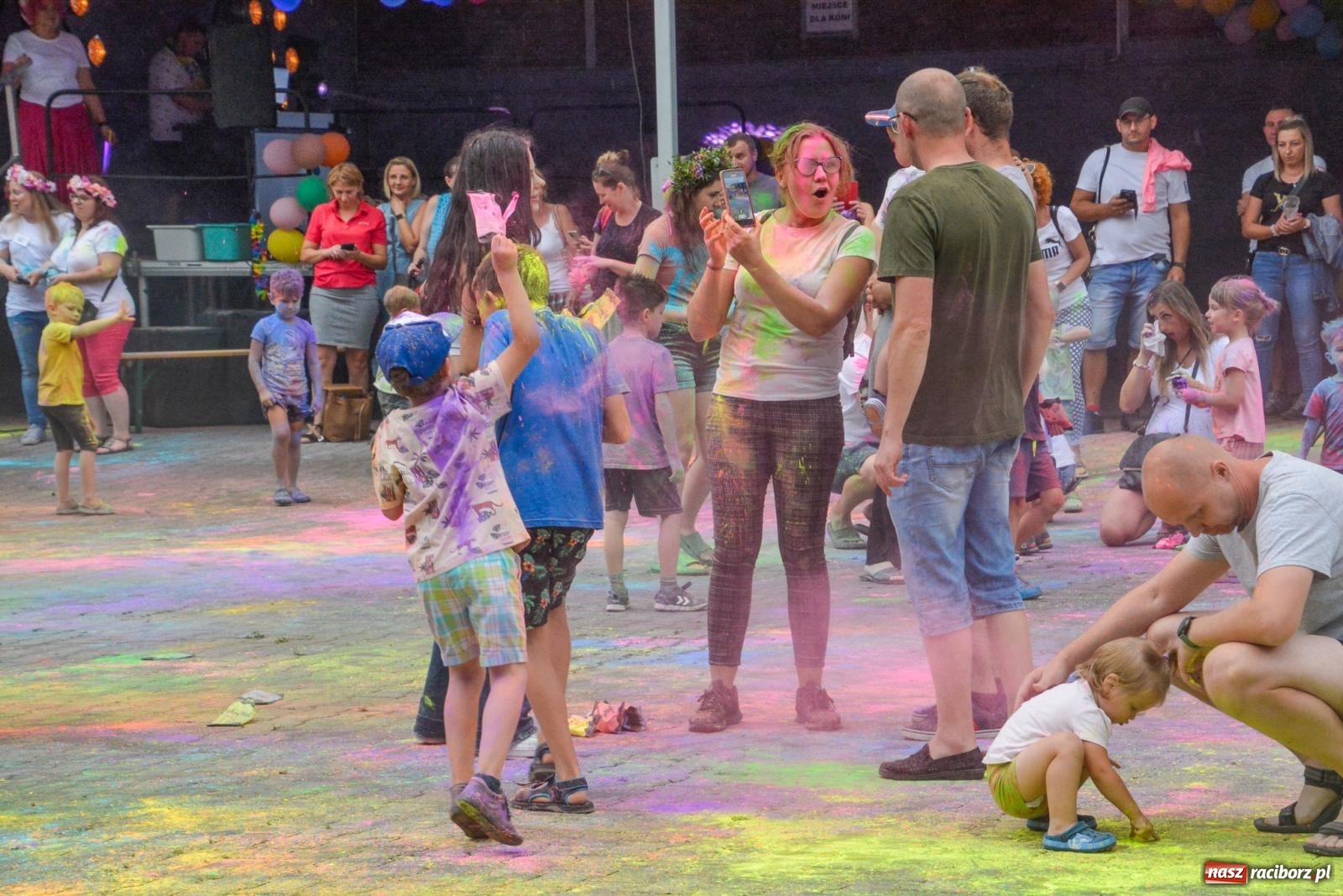 Zdjęcie w galerii na portalu naszraciborz.pl: Pietrowice Wielkie w strugach deszczu i kolorów [FOTO i WIDEO] wiadomości z regionu
