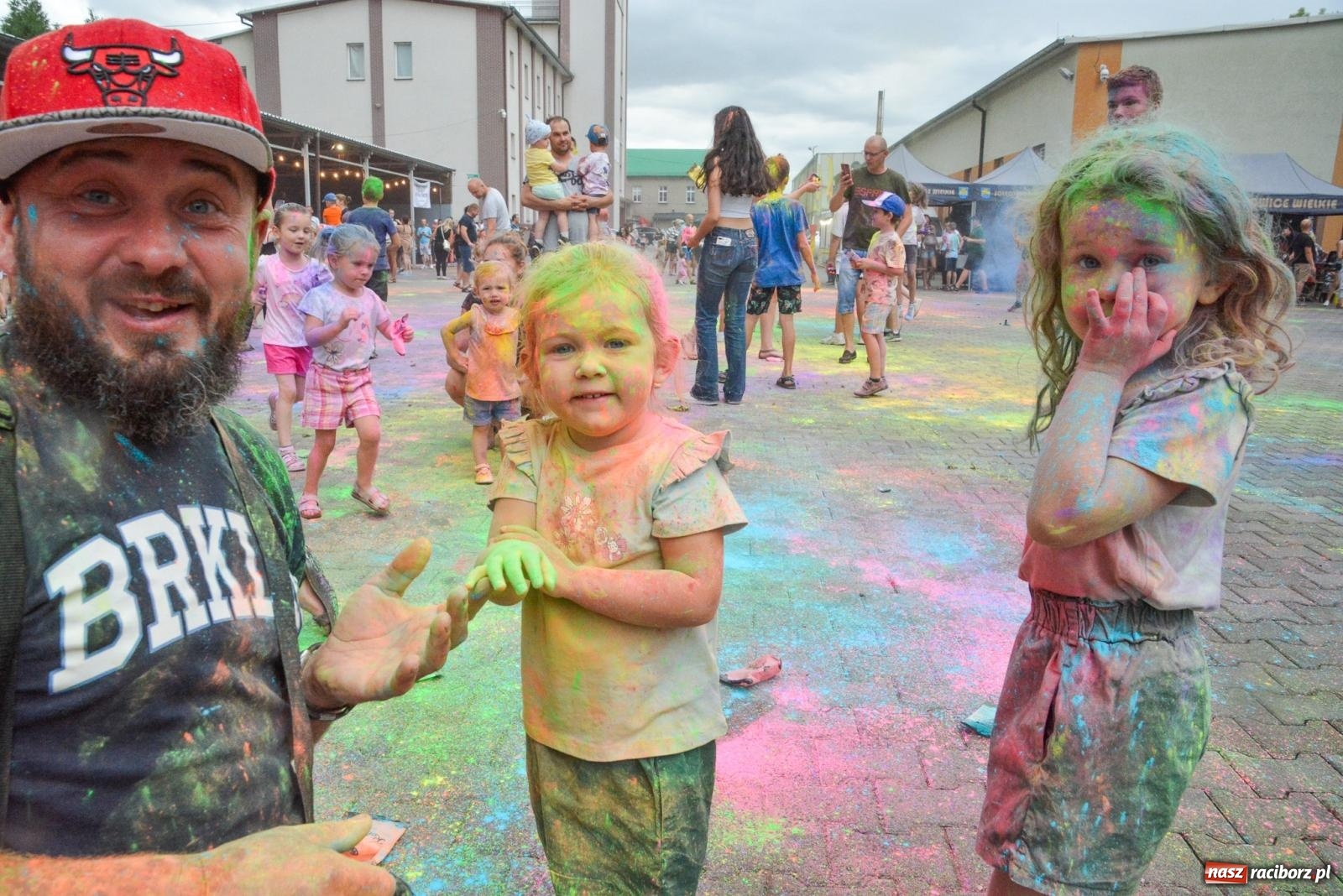 Zdjęcie w galerii na portalu naszraciborz.pl: Pietrowice Wielkie w strugach deszczu i kolorów [FOTO i WIDEO] wiadomości z regionu