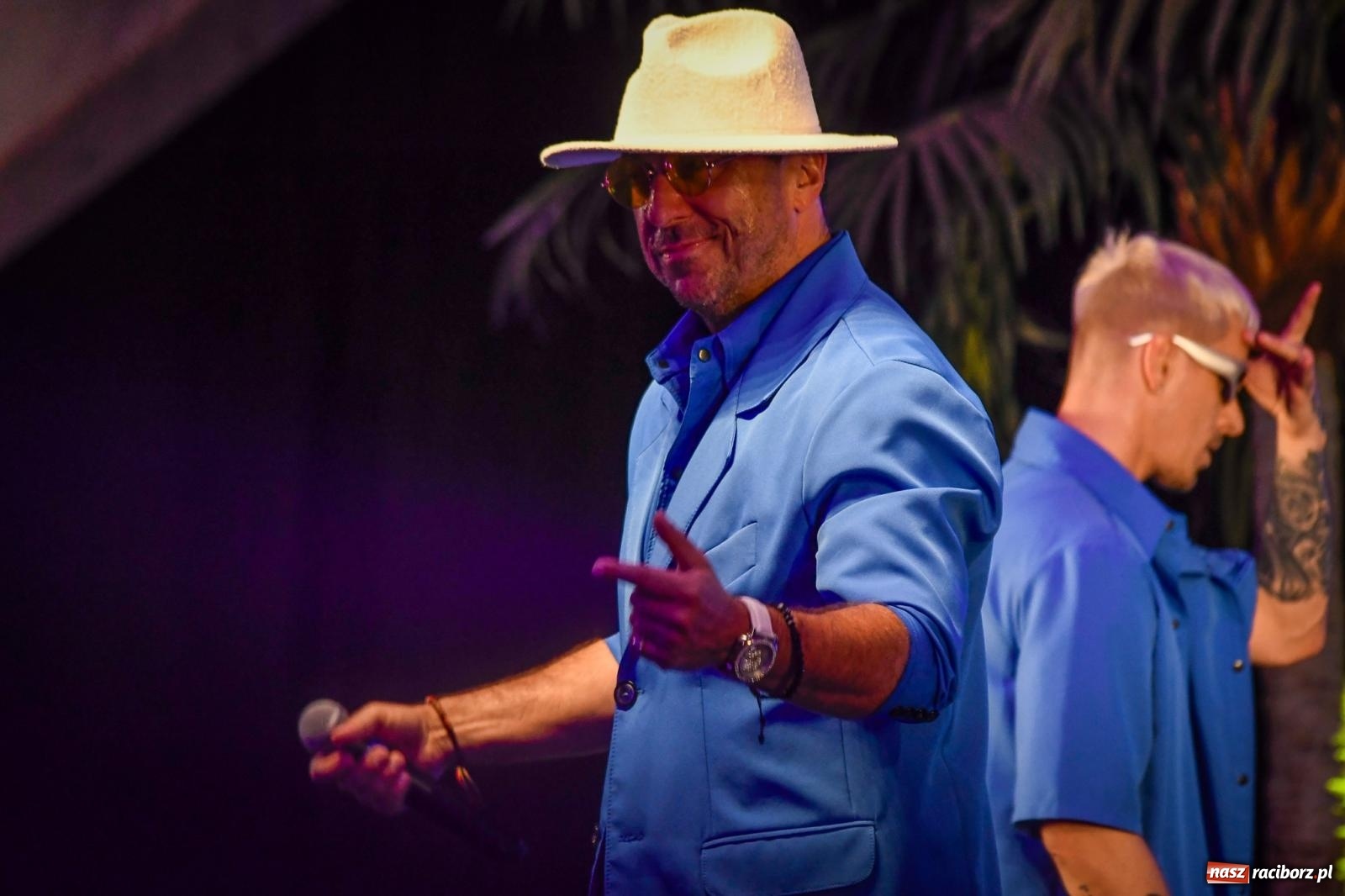 Zdjęcie w galerii na portalu naszraciborz.pl: Boys na półmetek wakacji w Szymocicach wiadomości z regionu