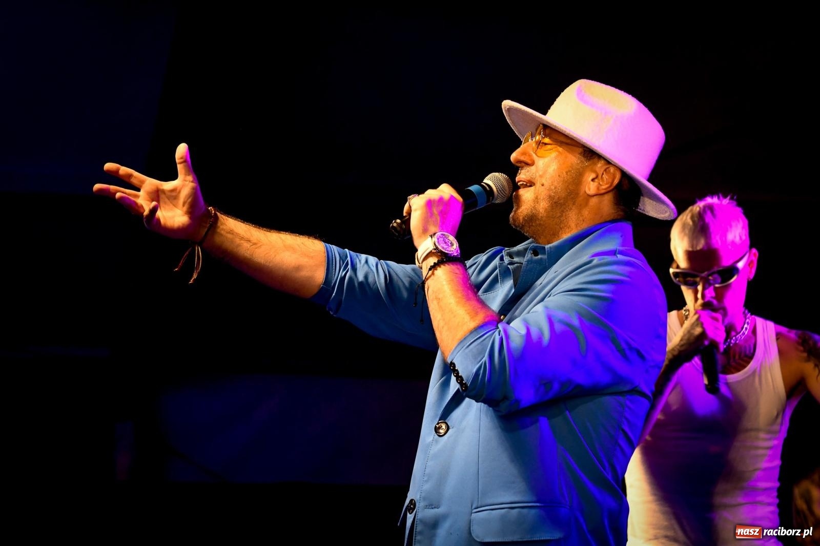 Zdjęcie w galerii na portalu naszraciborz.pl: Boys na półmetek wakacji w Szymocicach wiadomości z regionu