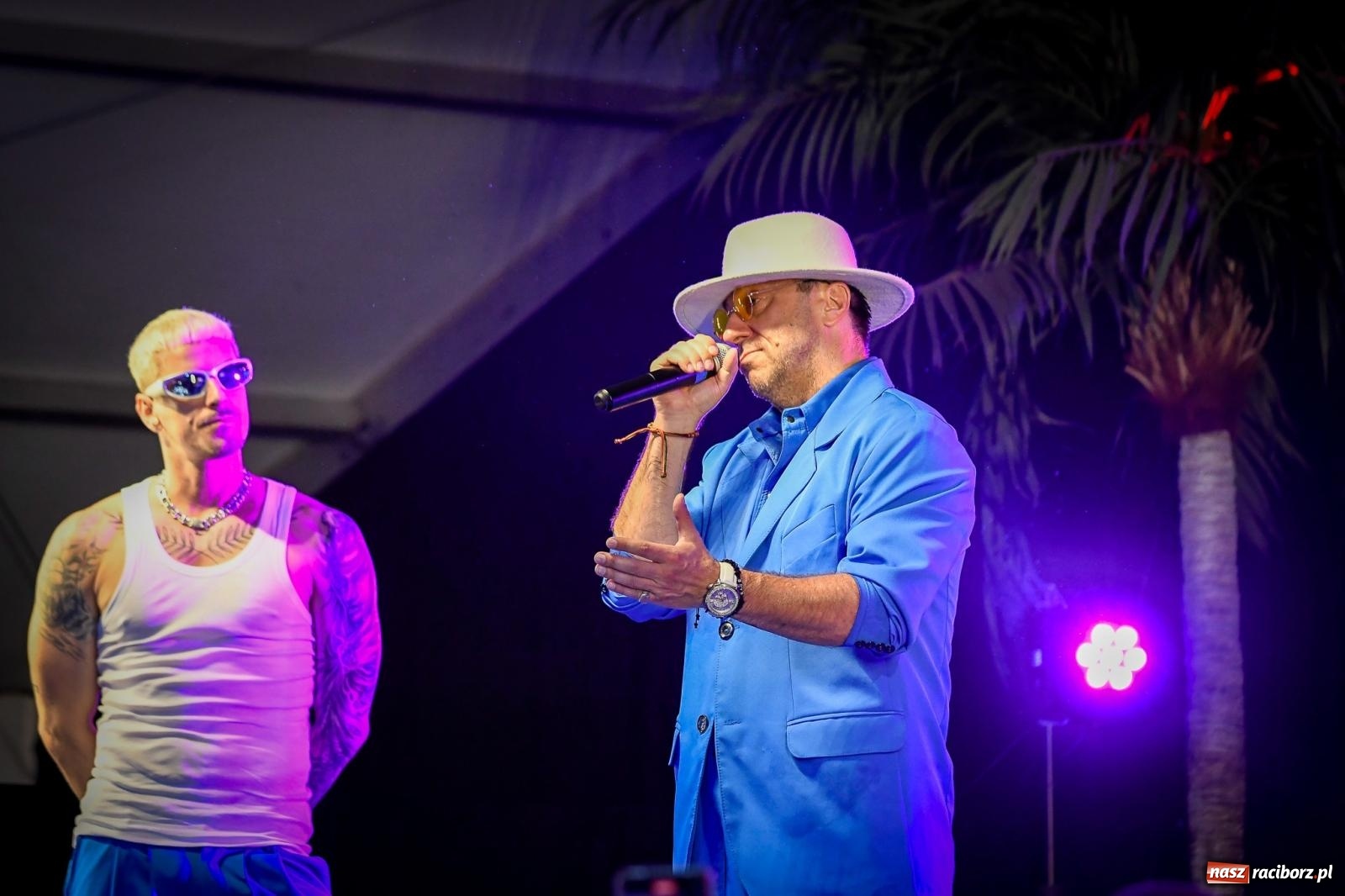 Zdjęcie w galerii na portalu naszraciborz.pl: Boys na półmetek wakacji w Szymocicach wiadomości z regionu