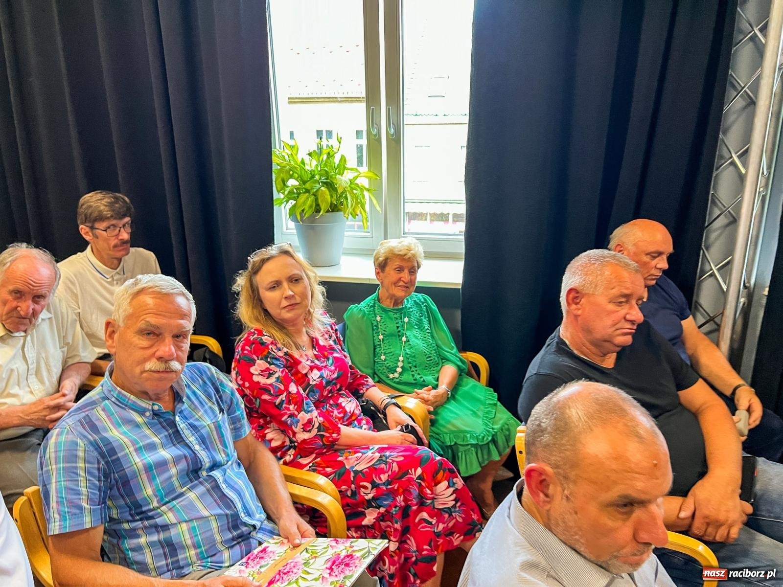 Zdjęcie w galerii na portalu naszraciborz.pl: Żłobek, przedszkole i dobra droga. Ludzie przyjeżdżają do Nędzy, Pietrowic Wielkich i Raciborza wiadomości z regionu