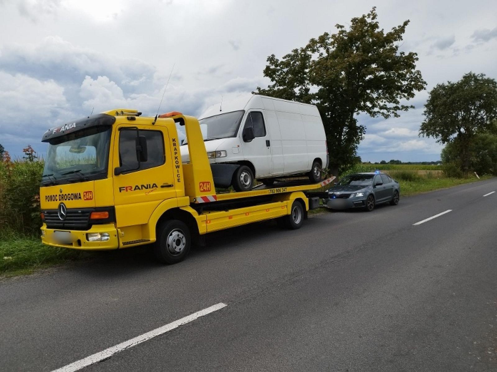 Zdjęcie w galerii na portalu naszraciborz.pl: Polka przewoziła imigrantów z Syrii. Nie miała prawa jazdy wiadomości z regionu