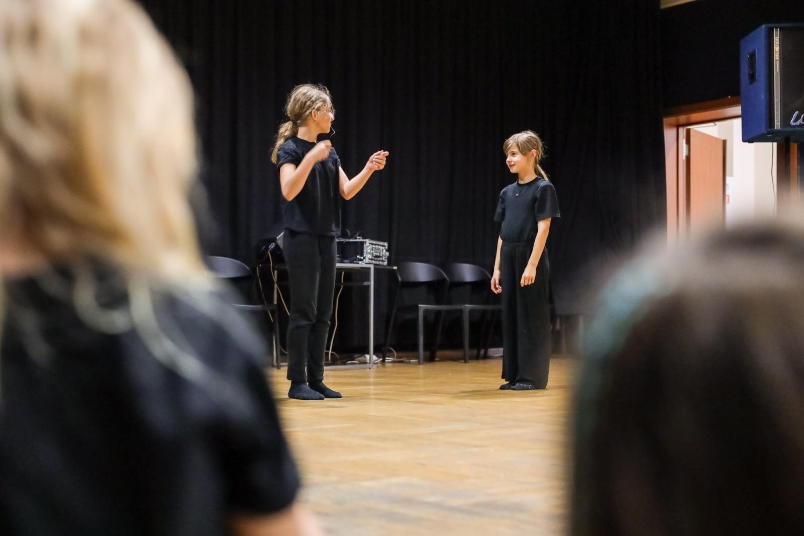 Zdjęcie w galerii na portalu naszraciborz.pl: Bajka dla rodziców na finał warsztatów teatralnych w RCK wiadomości z regionu