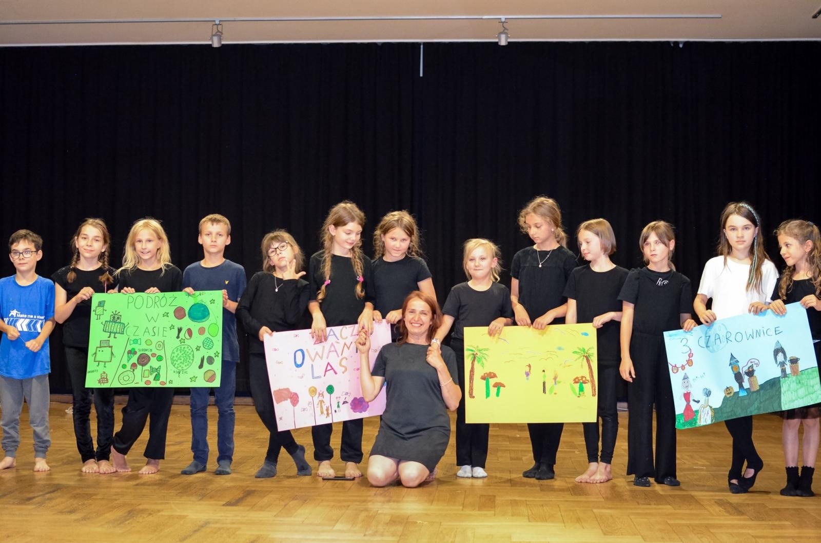 Zdjęcie w galerii na portalu naszraciborz.pl: Bajka dla rodziców na finał warsztatów teatralnych w RCK wiadomości z regionu