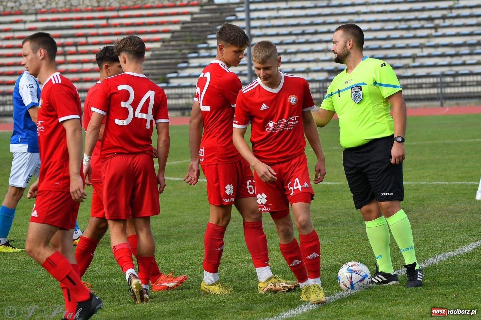 Zdjęcie w galerii na portalu naszraciborz.pl: Piłkarze FC Wrocław Academy napsuli krwi Unitom [FOTO] wiadomości z regionu
