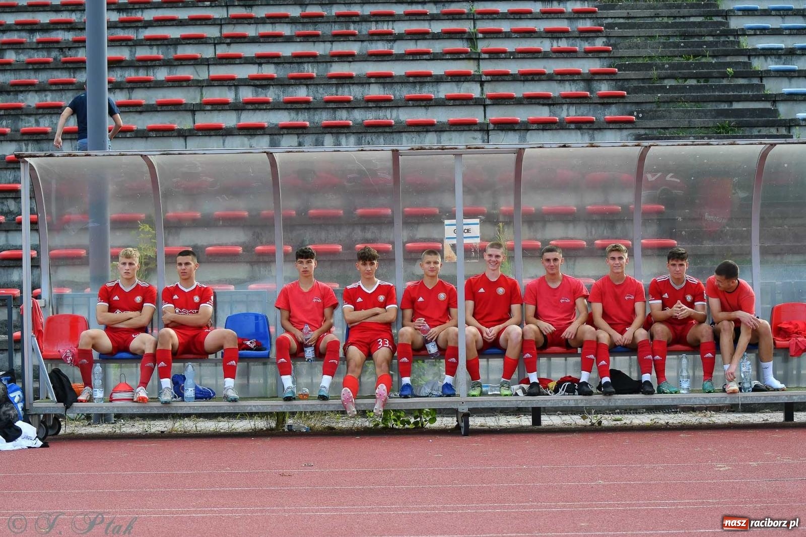 Zdjęcie w galerii na portalu naszraciborz.pl: Piłkarze FC Wrocław Academy napsuli krwi Unitom [FOTO] wiadomości z regionu