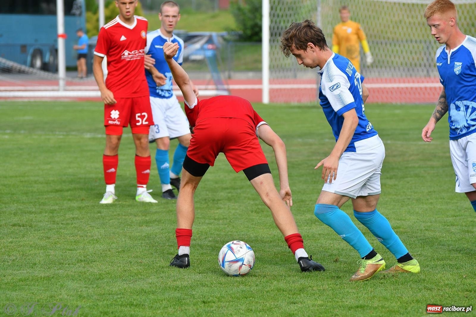 Zdjęcie w galerii na portalu naszraciborz.pl: Piłkarze FC Wrocław Academy napsuli krwi Unitom [FOTO] wiadomości z regionu