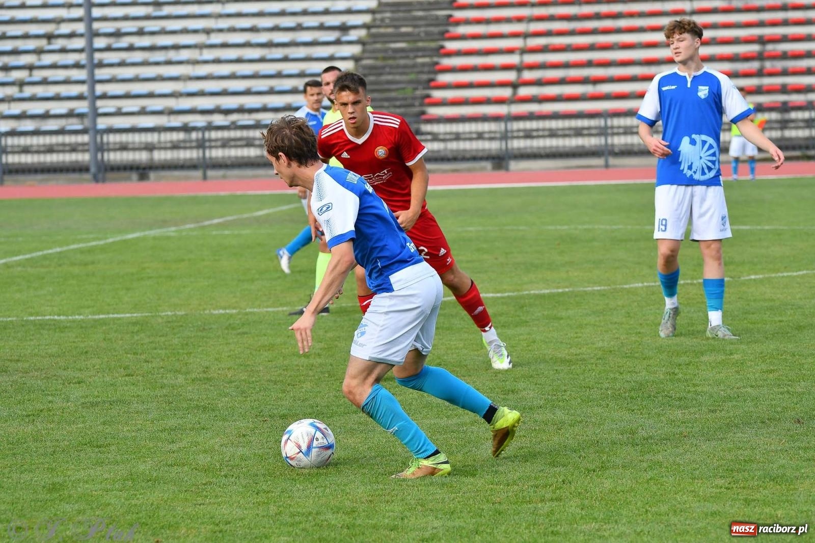Zdjęcie w galerii na portalu naszraciborz.pl: Piłkarze FC Wrocław Academy napsuli krwi Unitom [FOTO] wiadomości z regionu