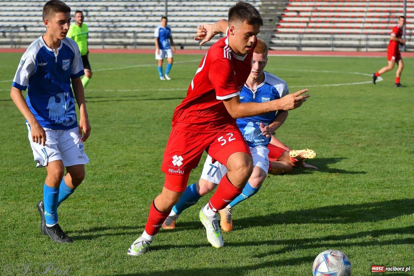 Zdjęcie w galerii na portalu naszraciborz.pl: Piłkarze FC Wrocław Academy napsuli krwi Unitom [FOTO] wiadomości z regionu