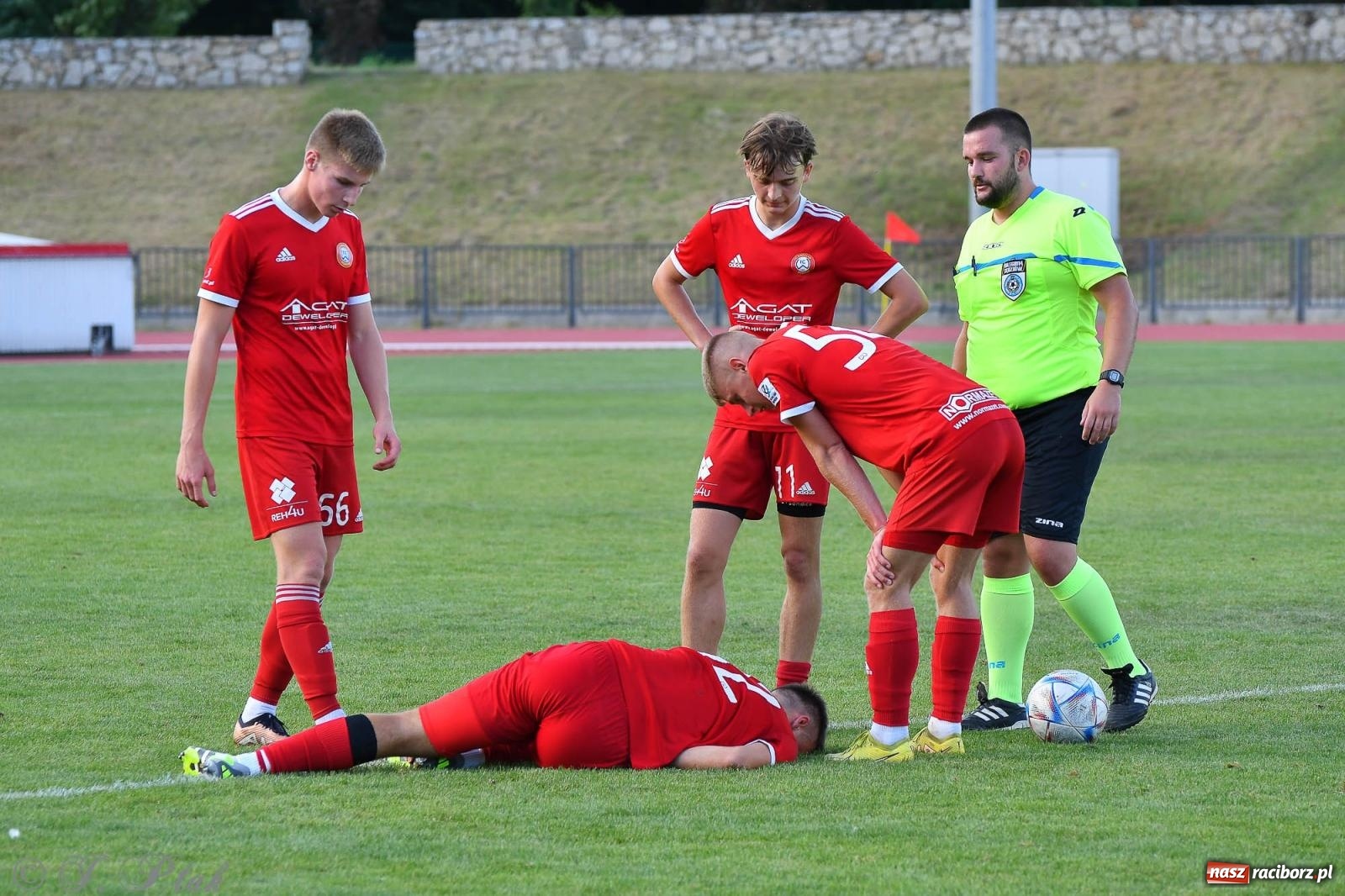 Zdjęcie w galerii na portalu naszraciborz.pl: Piłkarze FC Wrocław Academy napsuli krwi Unitom [FOTO] wiadomości z regionu