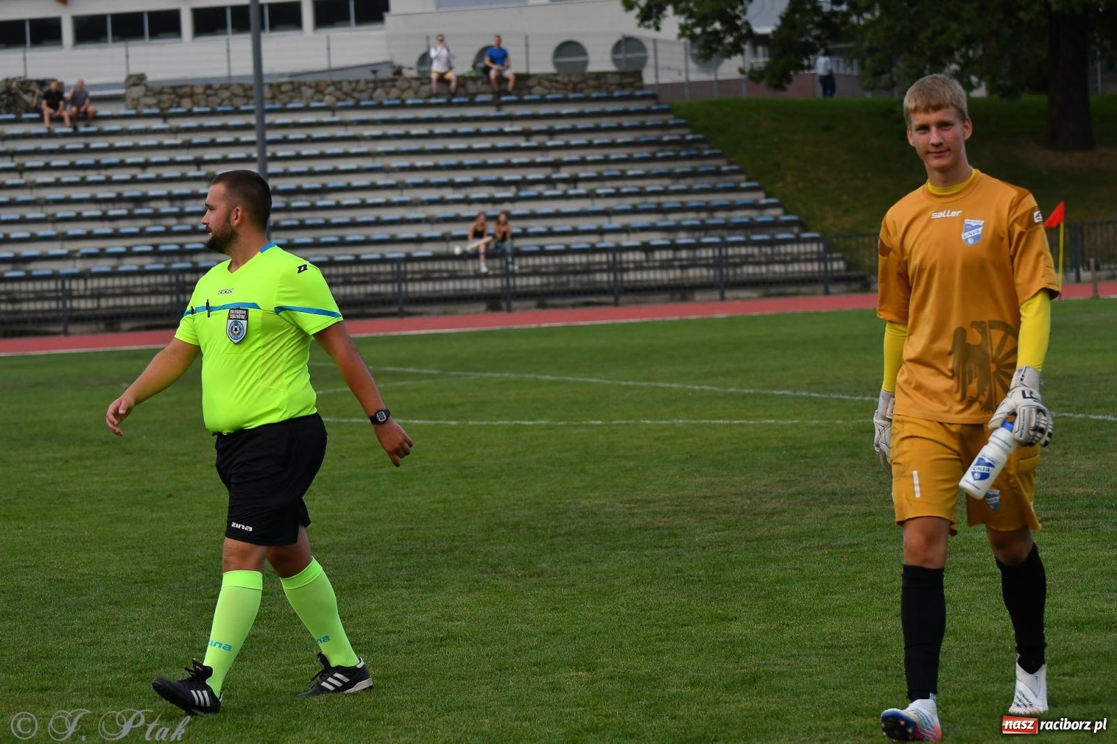 Zdjęcie w galerii na portalu naszraciborz.pl: Piłkarze FC Wrocław Academy napsuli krwi Unitom [FOTO] wiadomości z regionu