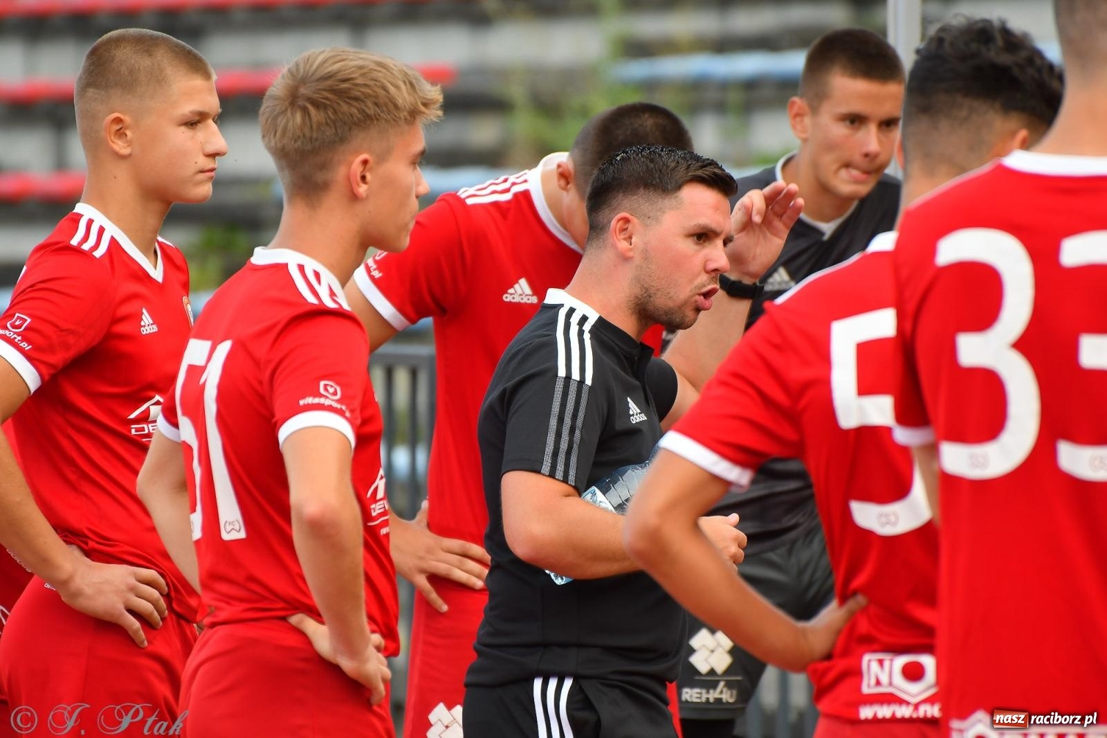 Zdjęcie w galerii na portalu naszraciborz.pl: Piłkarze FC Wrocław Academy napsuli krwi Unitom [FOTO] wiadomości z regionu