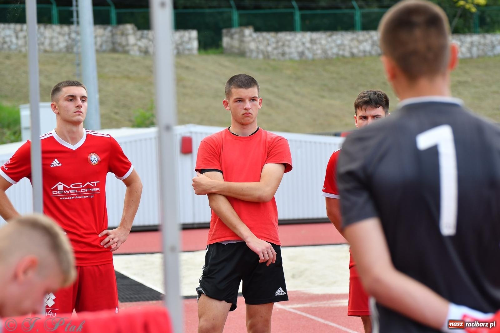 Zdjęcie w galerii na portalu naszraciborz.pl: Piłkarze FC Wrocław Academy napsuli krwi Unitom [FOTO] wiadomości z regionu