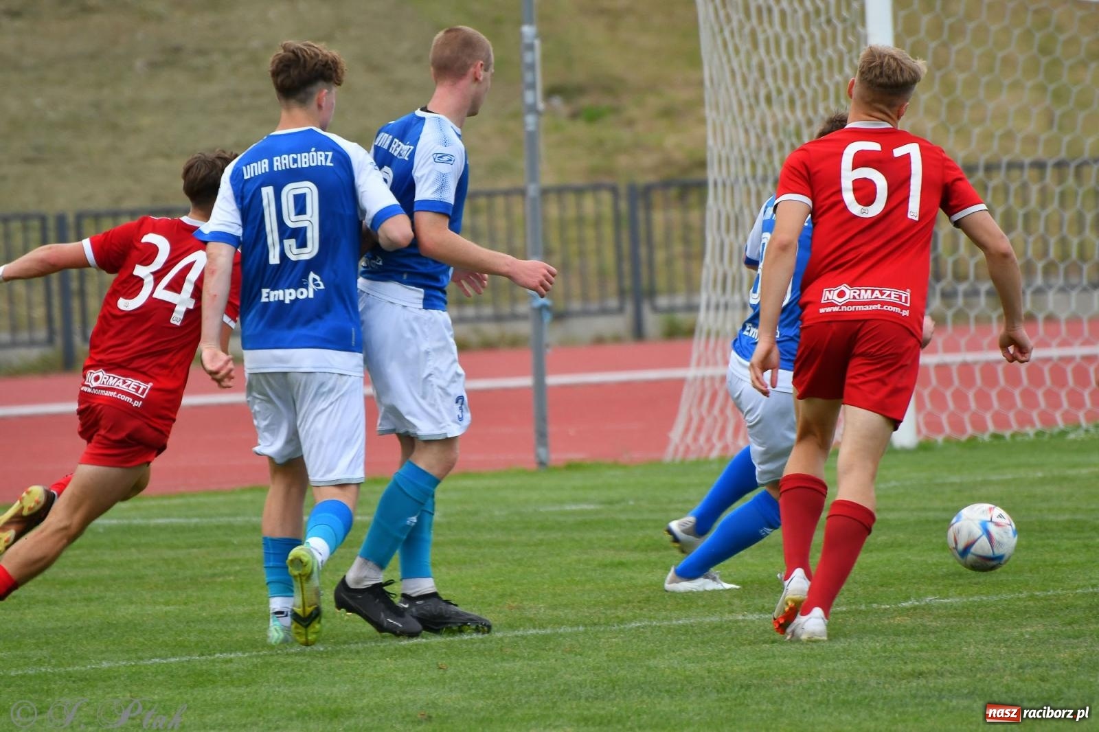 Zdjęcie w galerii na portalu naszraciborz.pl: Piłkarze FC Wrocław Academy napsuli krwi Unitom [FOTO] wiadomości z regionu