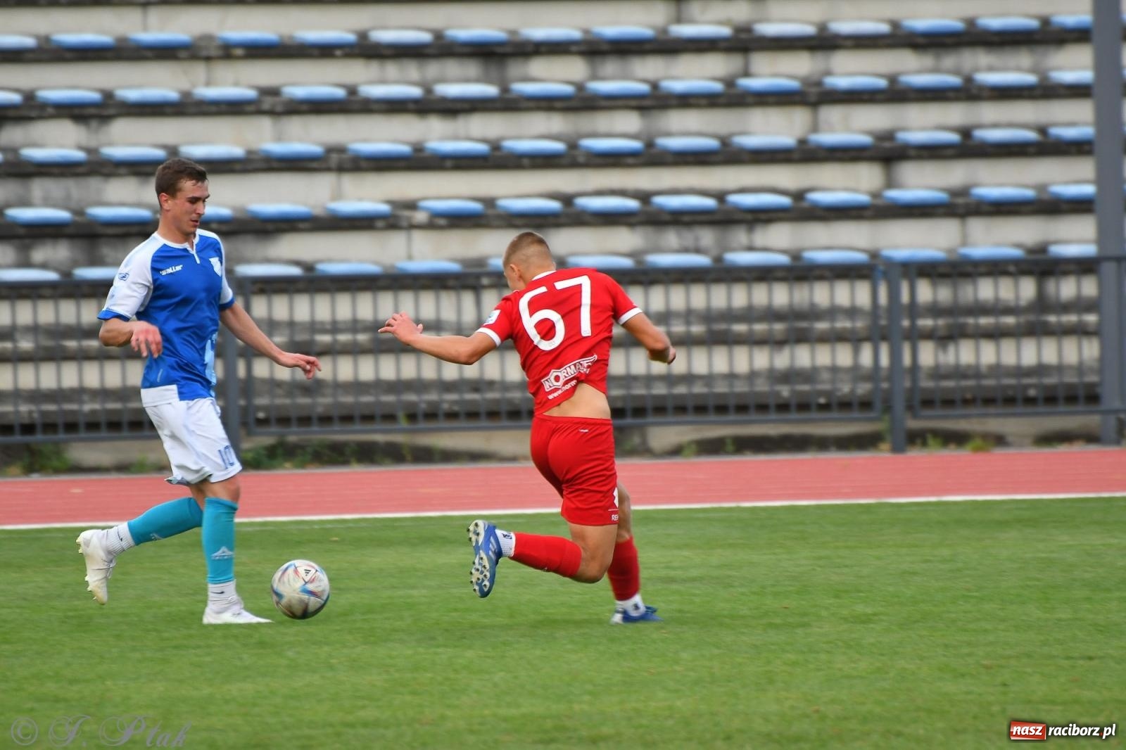 Zdjęcie w galerii na portalu naszraciborz.pl: Piłkarze FC Wrocław Academy napsuli krwi Unitom [FOTO] wiadomości z regionu