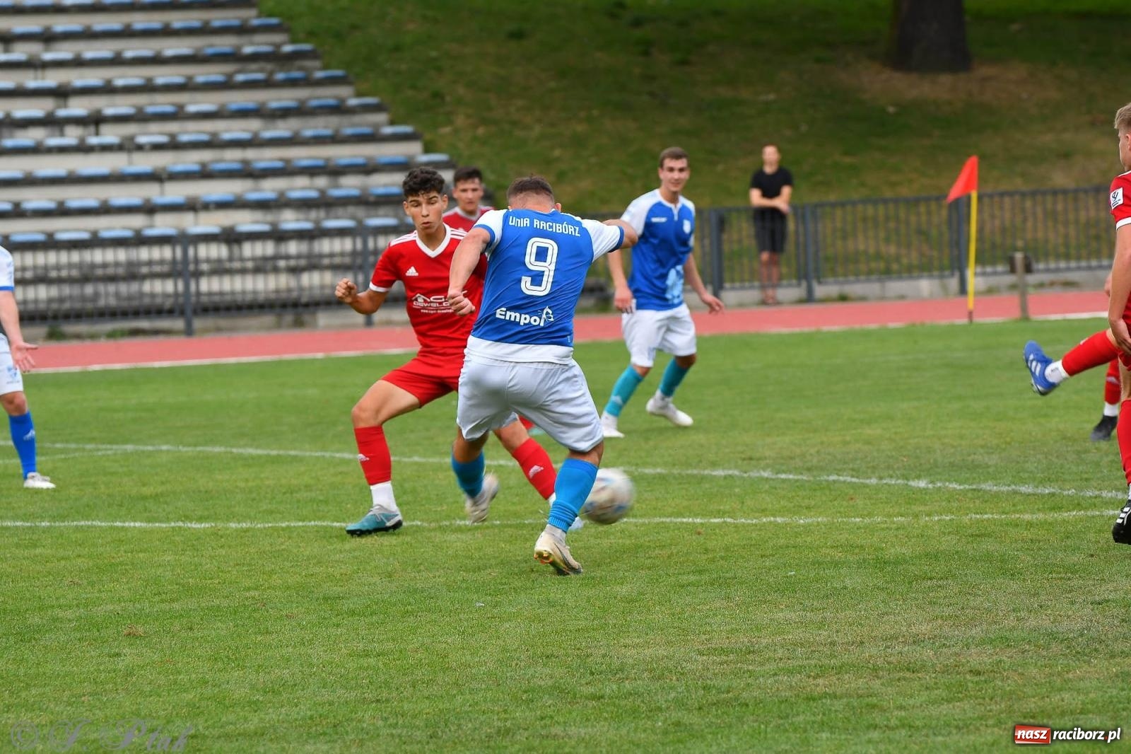 Zdjęcie w galerii na portalu naszraciborz.pl: Piłkarze FC Wrocław Academy napsuli krwi Unitom [FOTO] wiadomości z regionu