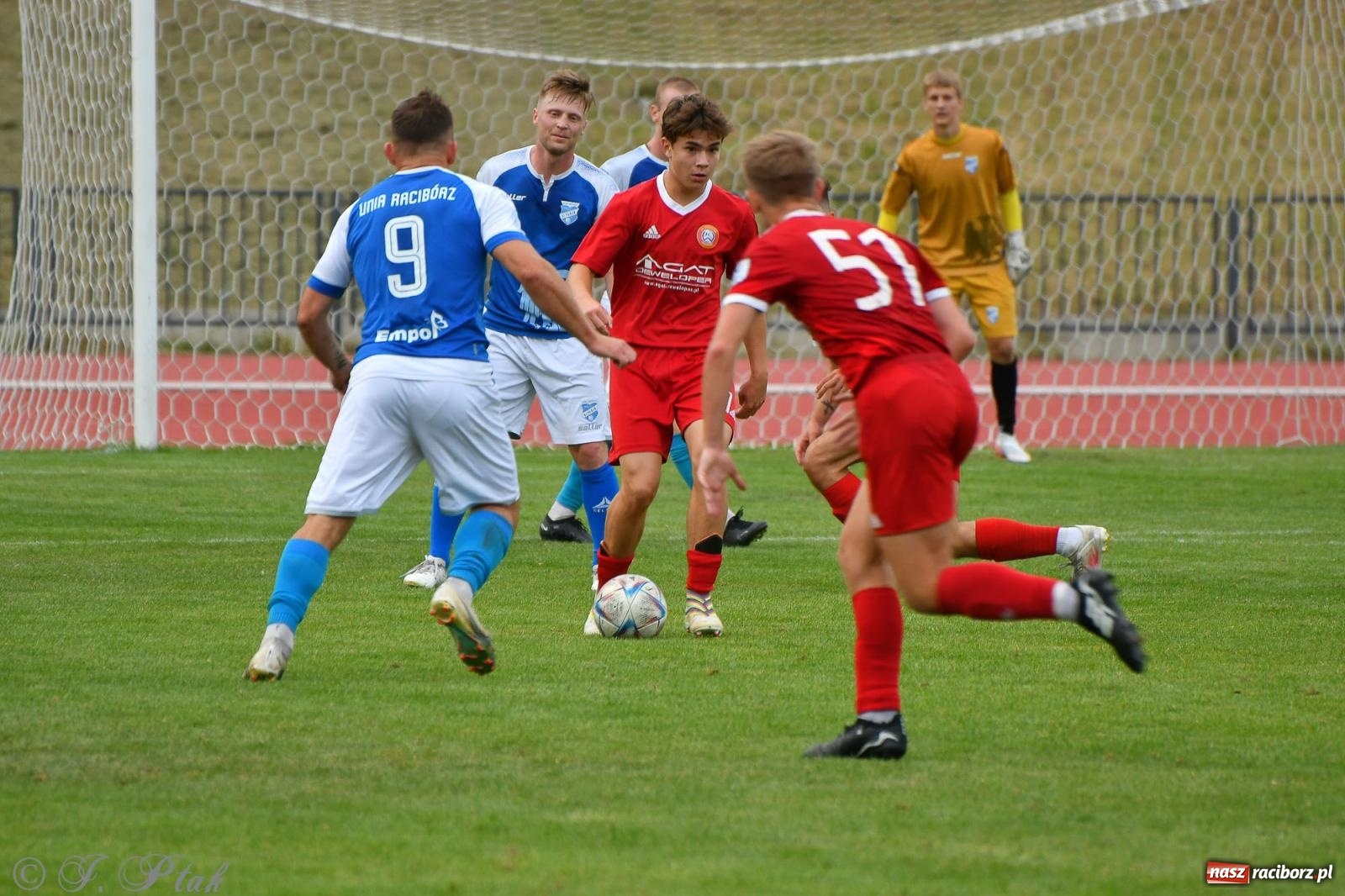 Zdjęcie w galerii na portalu naszraciborz.pl: Piłkarze FC Wrocław Academy napsuli krwi Unitom [FOTO] wiadomości z regionu