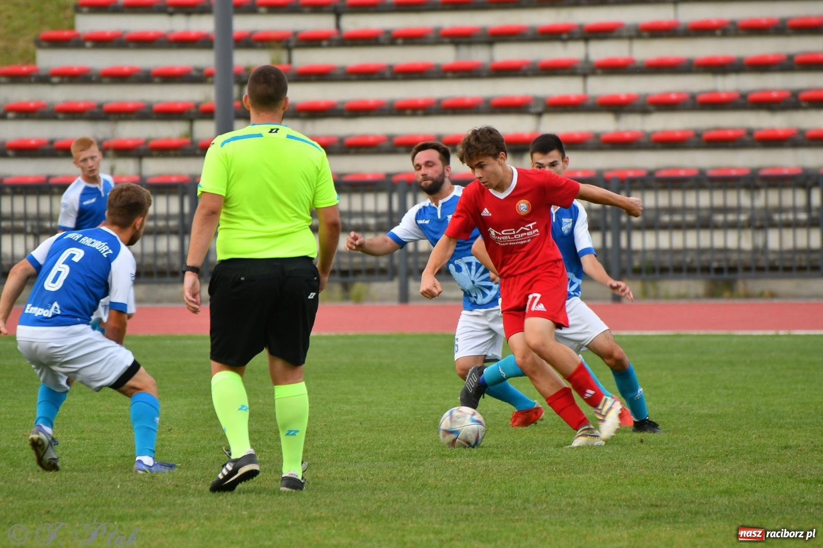 Zdjęcie w galerii na portalu naszraciborz.pl: Piłkarze FC Wrocław Academy napsuli krwi Unitom [FOTO] wiadomości z regionu