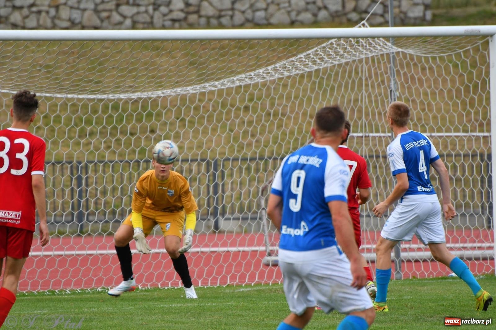 Zdjęcie w galerii na portalu naszraciborz.pl: Piłkarze FC Wrocław Academy napsuli krwi Unitom [FOTO] wiadomości z regionu