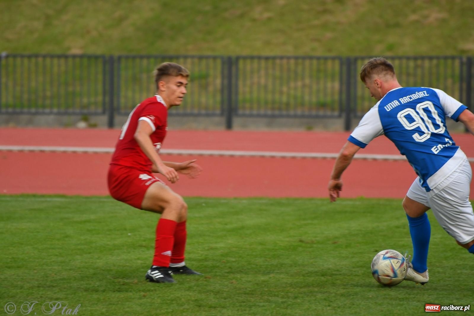 Zdjęcie w galerii na portalu naszraciborz.pl: Piłkarze FC Wrocław Academy napsuli krwi Unitom [FOTO] wiadomości z regionu